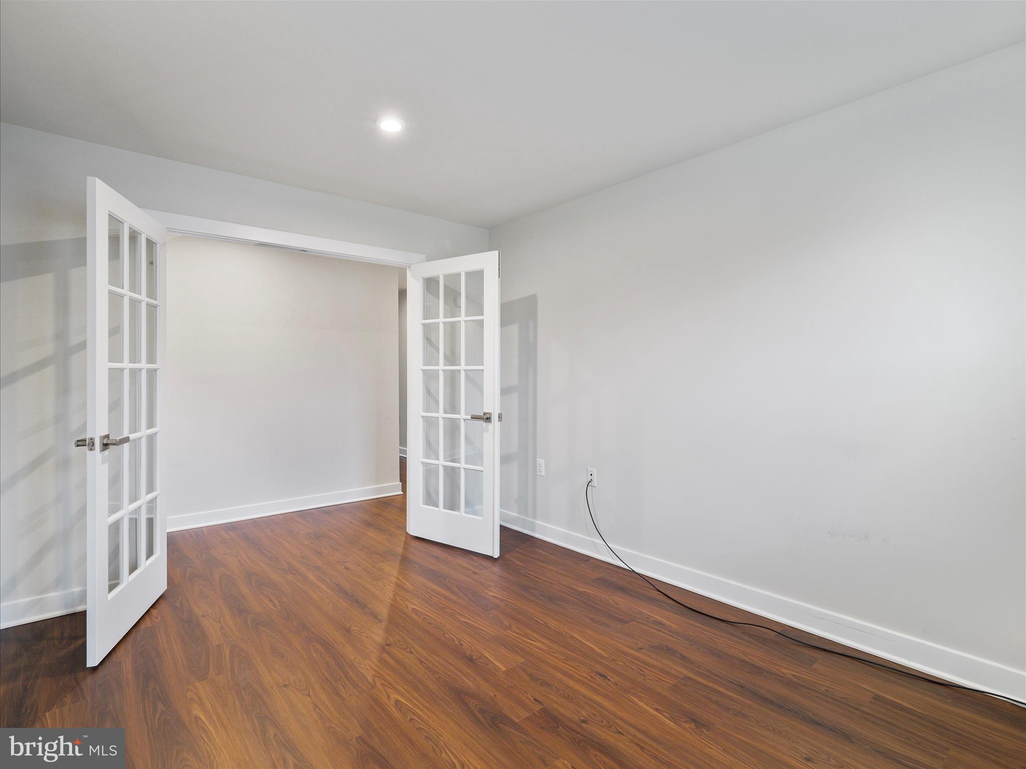 THE LAKES AT MARTINSBURG - Residential