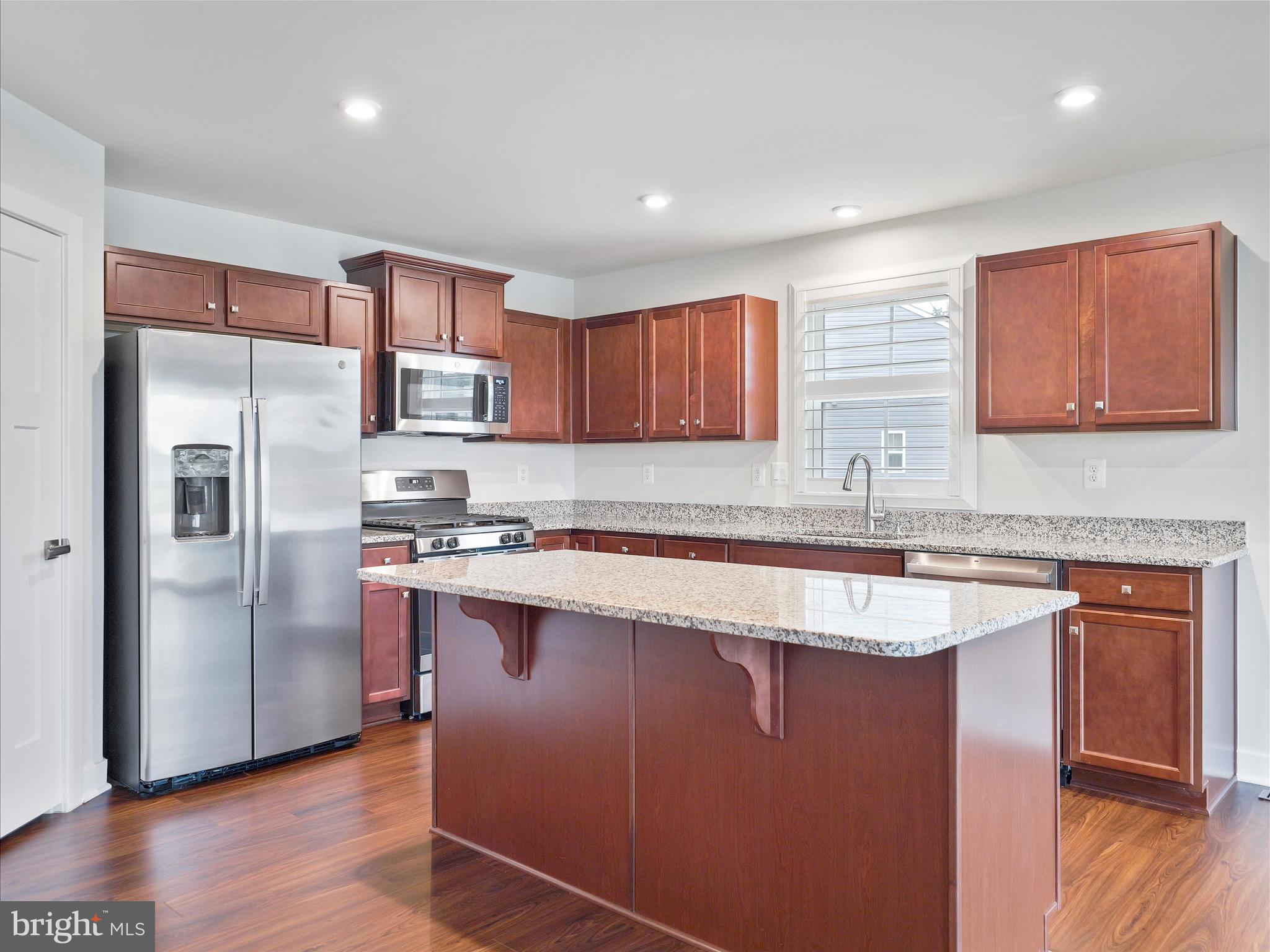 THE LAKES AT MARTINSBURG - Residential