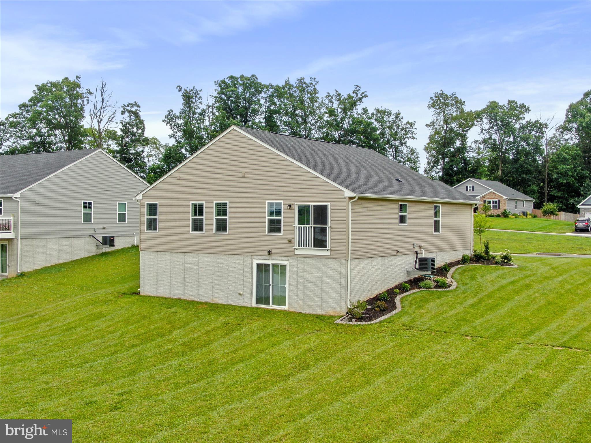 THE LAKES AT MARTINSBURG - Residential