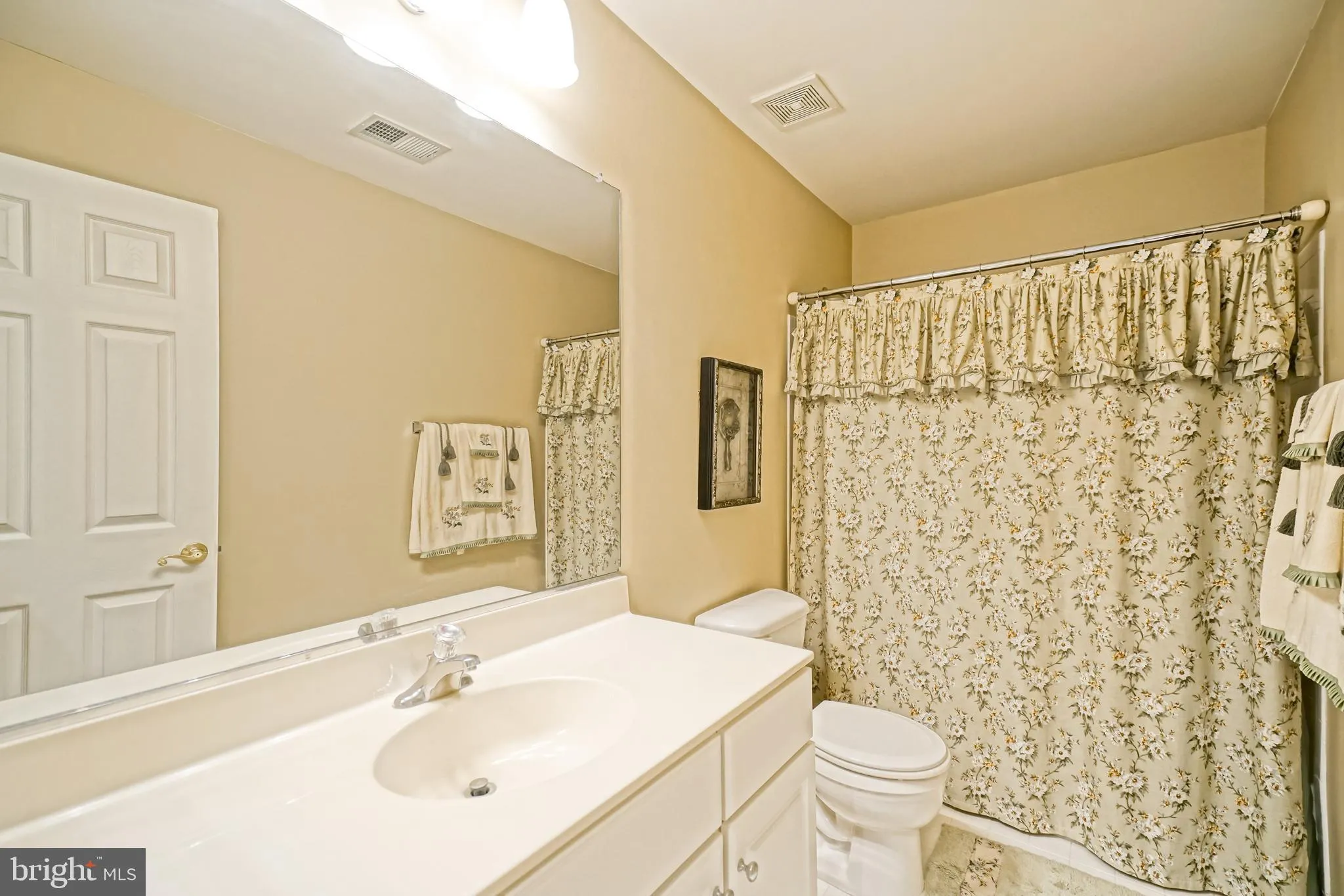 Milton, Delaware 19968, United States, 4 Bedrooms Bedrooms, ,4 BathroomsBathrooms,Residential,Active,192991