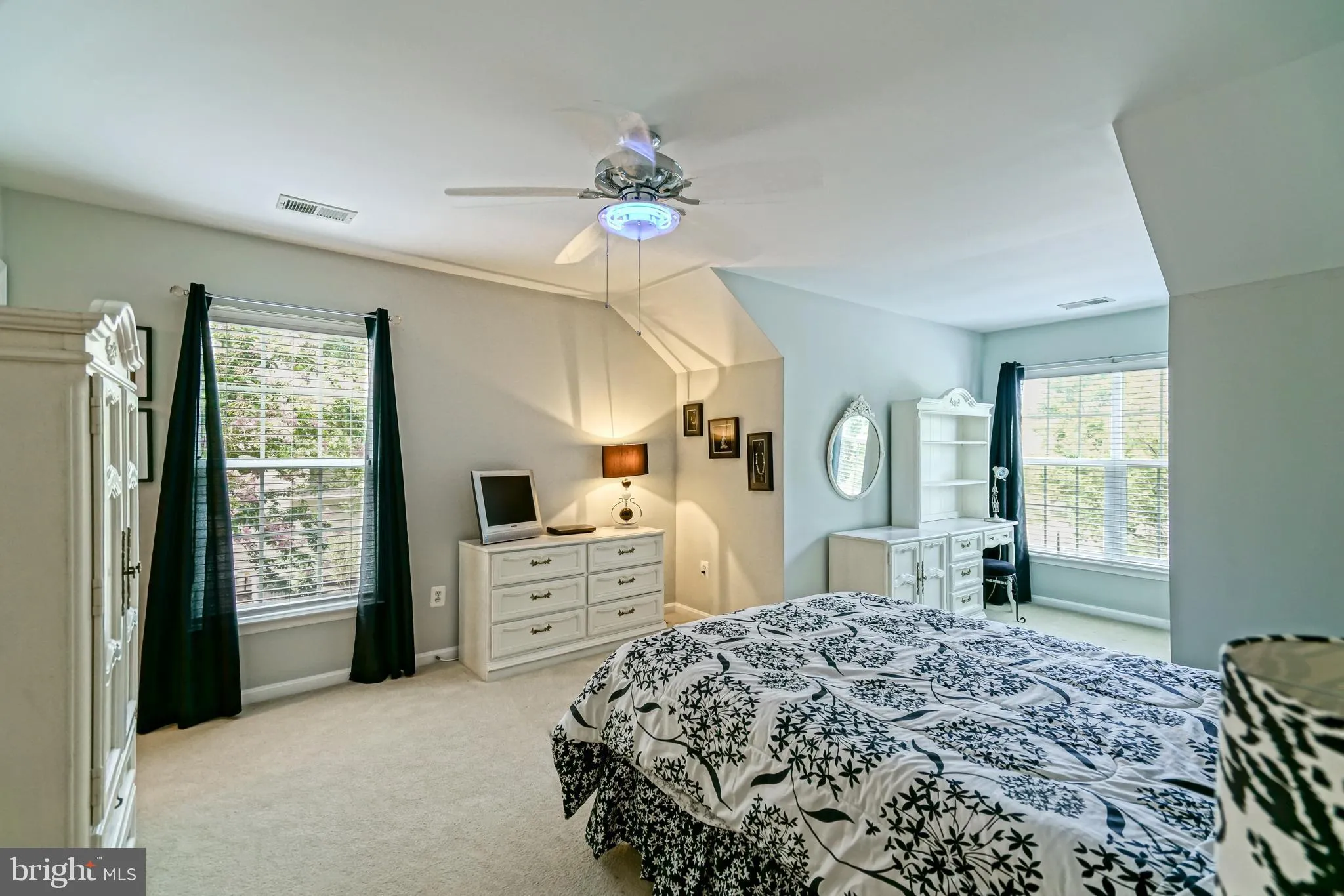 Milton, Delaware 19968, United States, 4 Bedrooms Bedrooms, ,4 BathroomsBathrooms,Residential,Active,192991