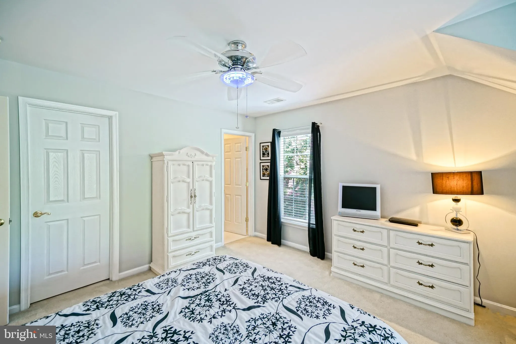 Milton, Delaware 19968, United States, 4 Bedrooms Bedrooms, ,4 BathroomsBathrooms,Residential,Active,192991