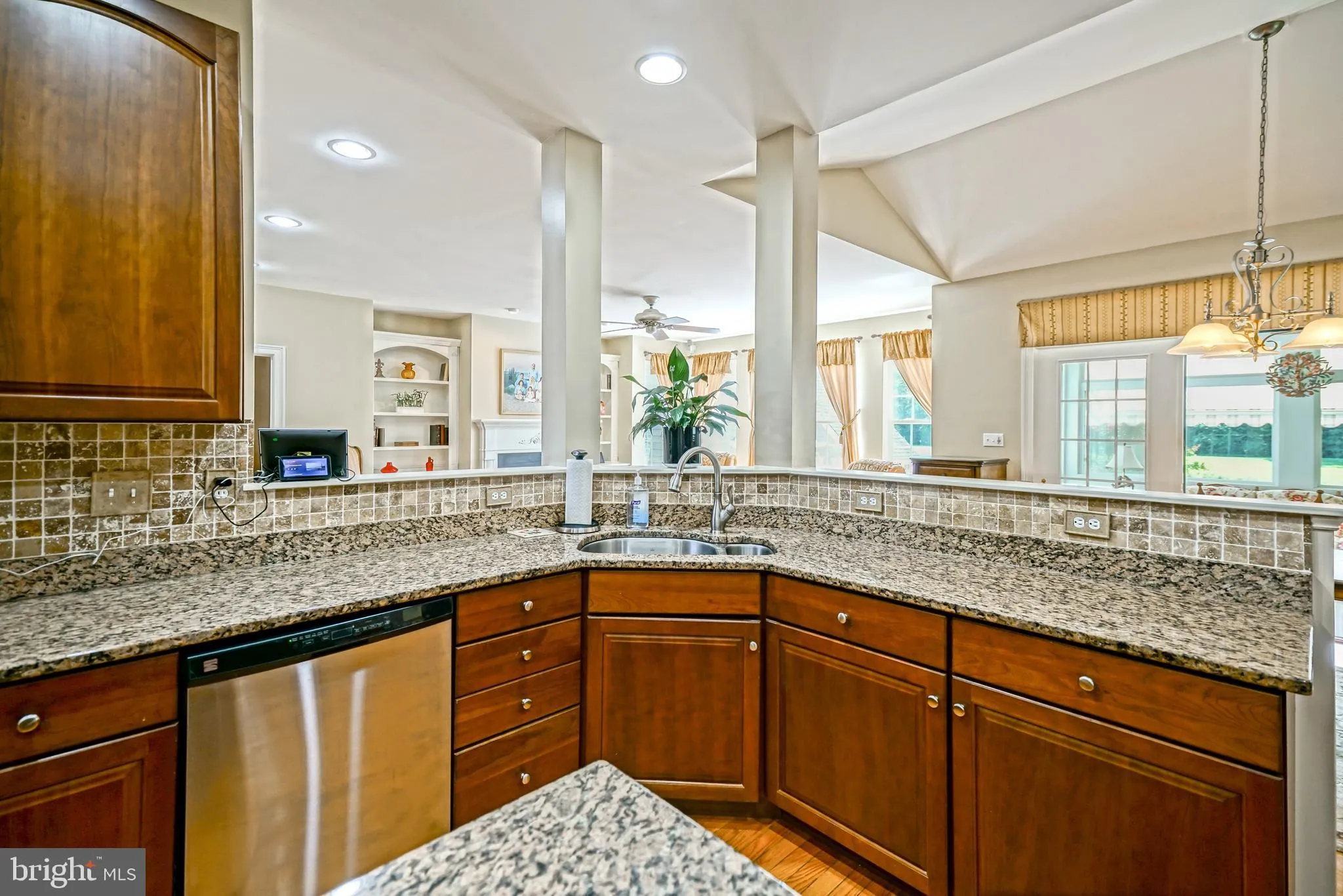 Milton, Delaware 19968, United States, 4 Bedrooms Bedrooms, ,4 BathroomsBathrooms,Residential,Active,192991