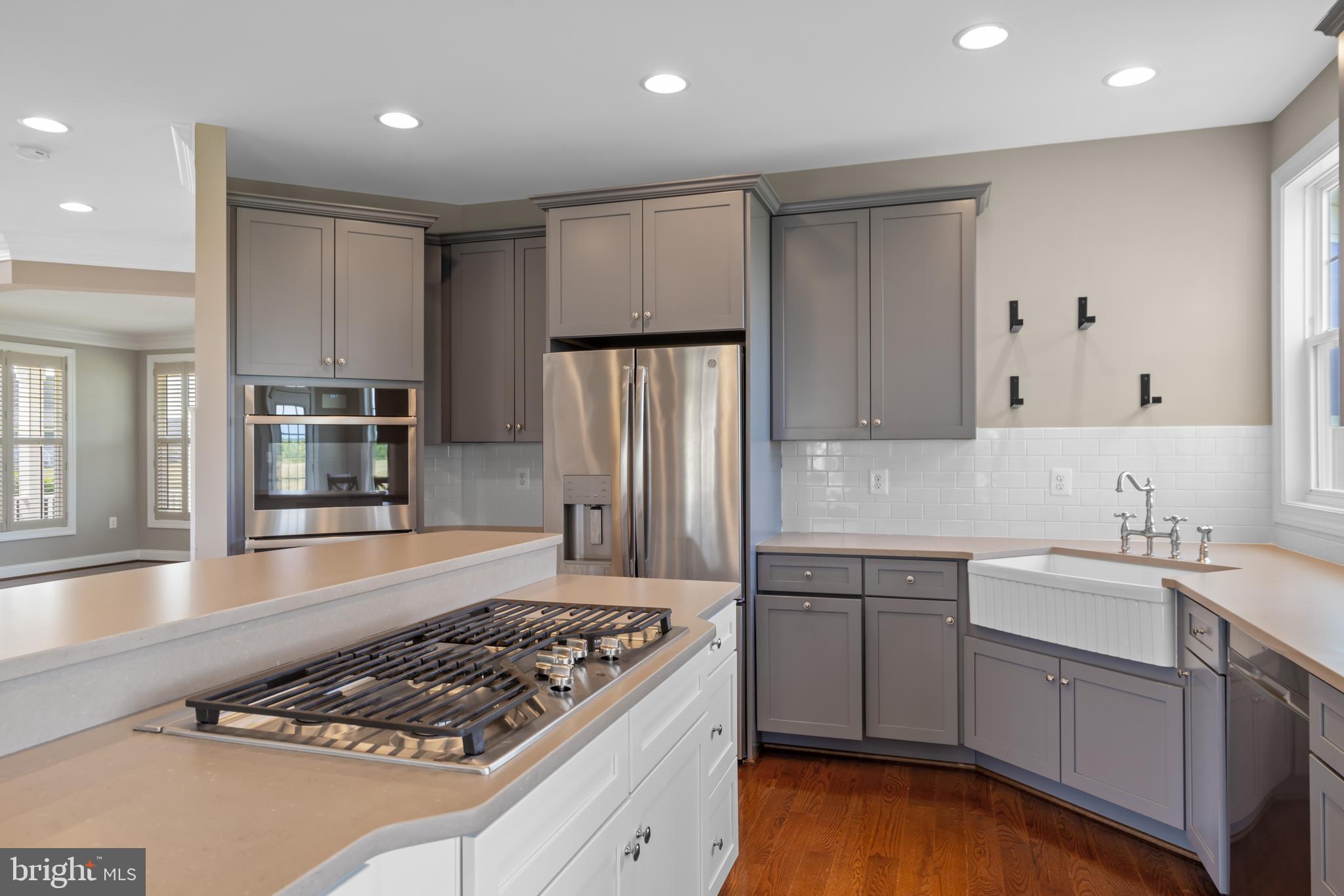 HITES VIEW ESTATES - Residential