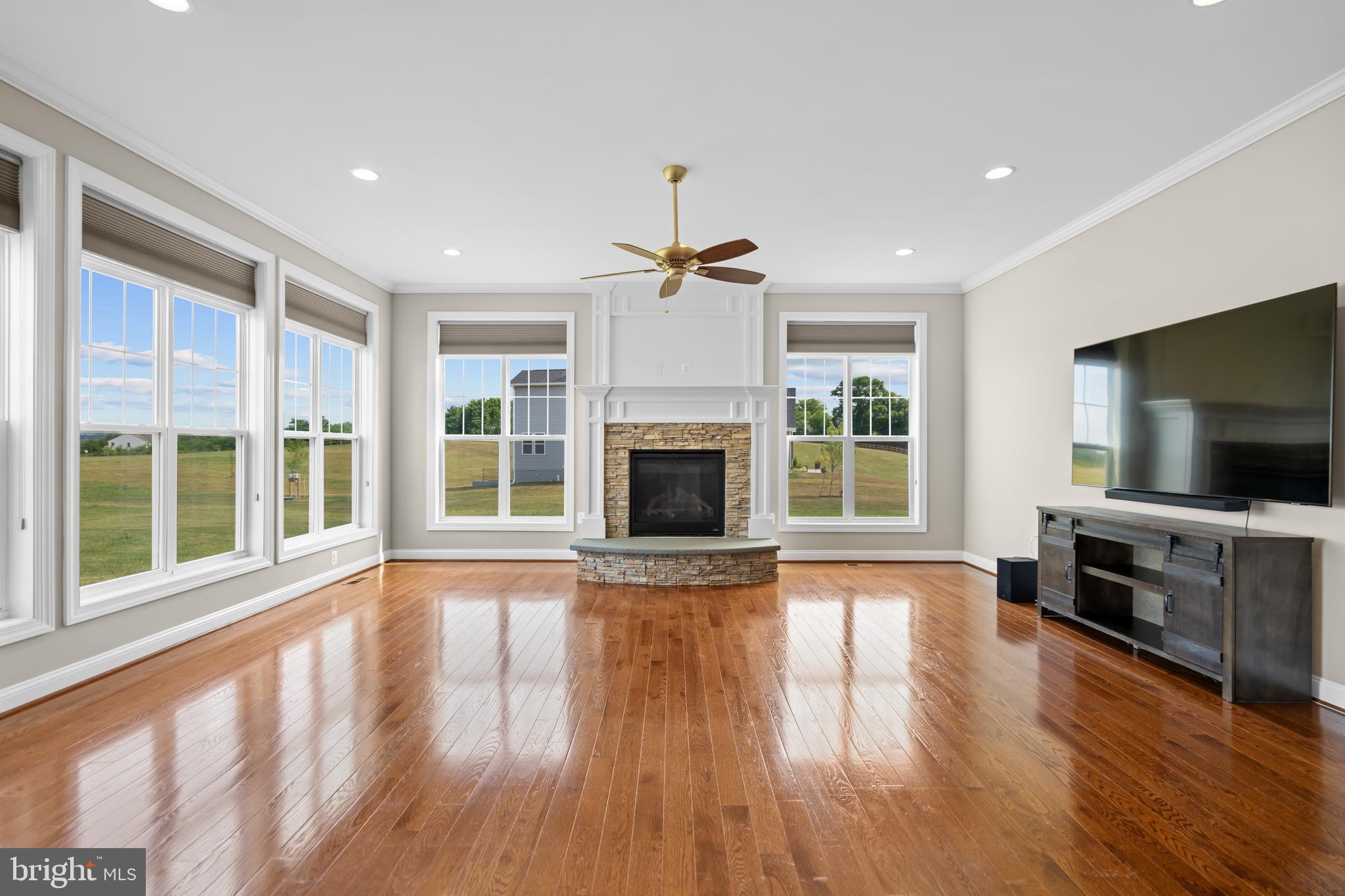 HITES VIEW ESTATES - Residential