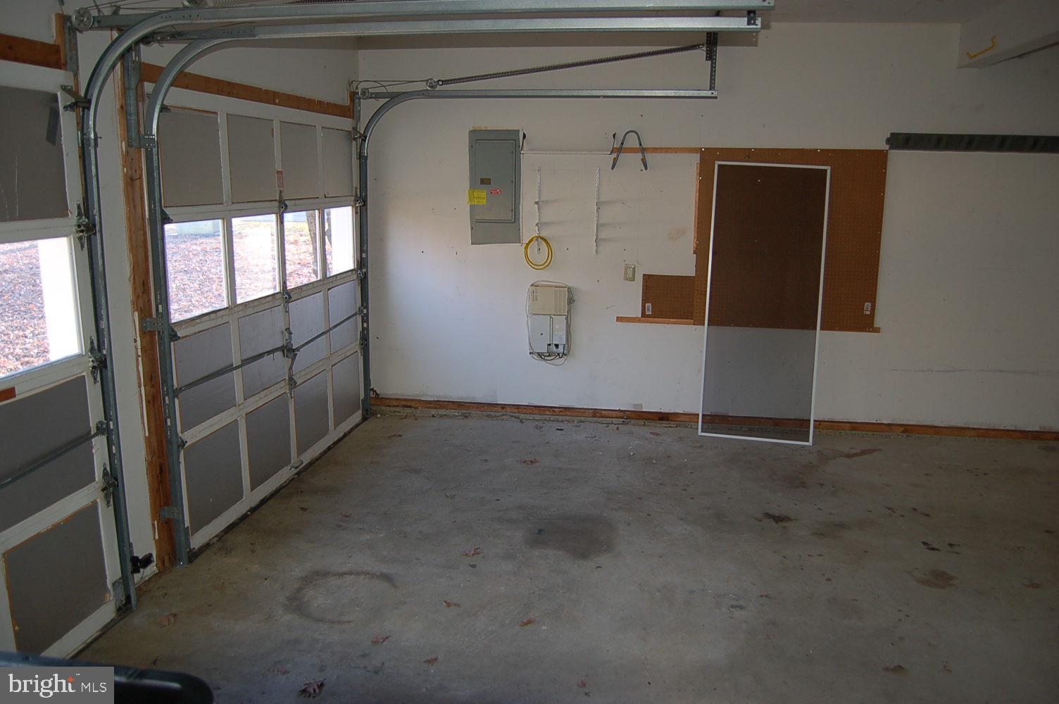 LEE'S HILL - Residential