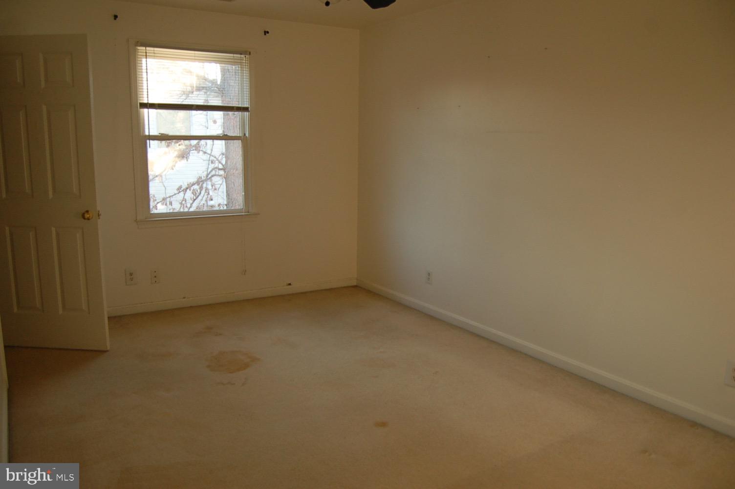 LEE'S HILL - Residential