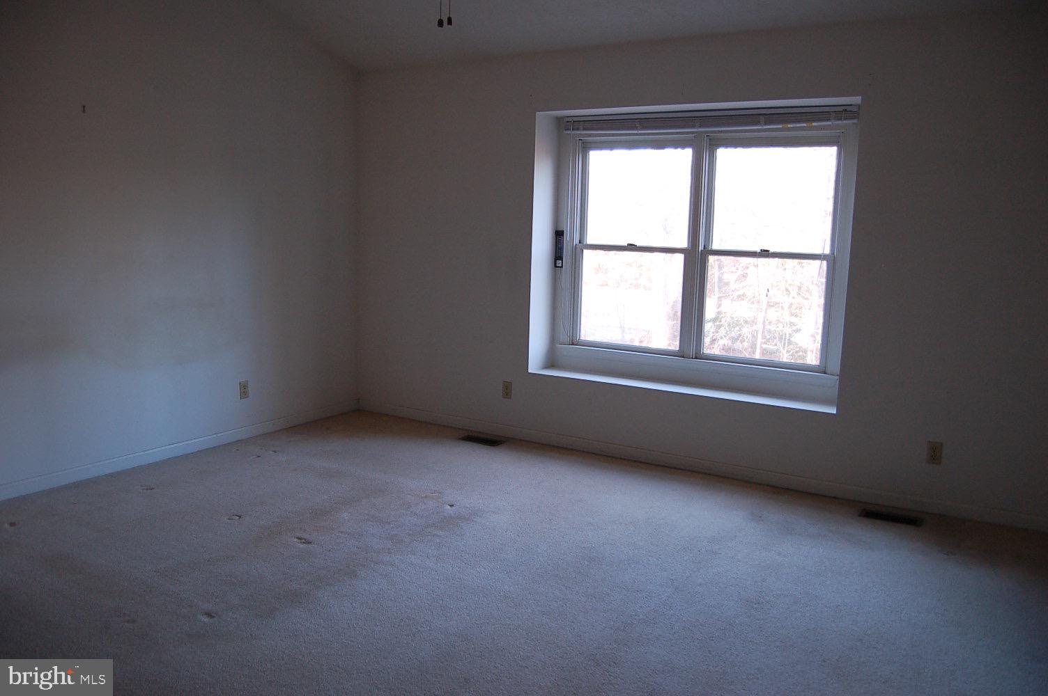 LEE'S HILL - Residential