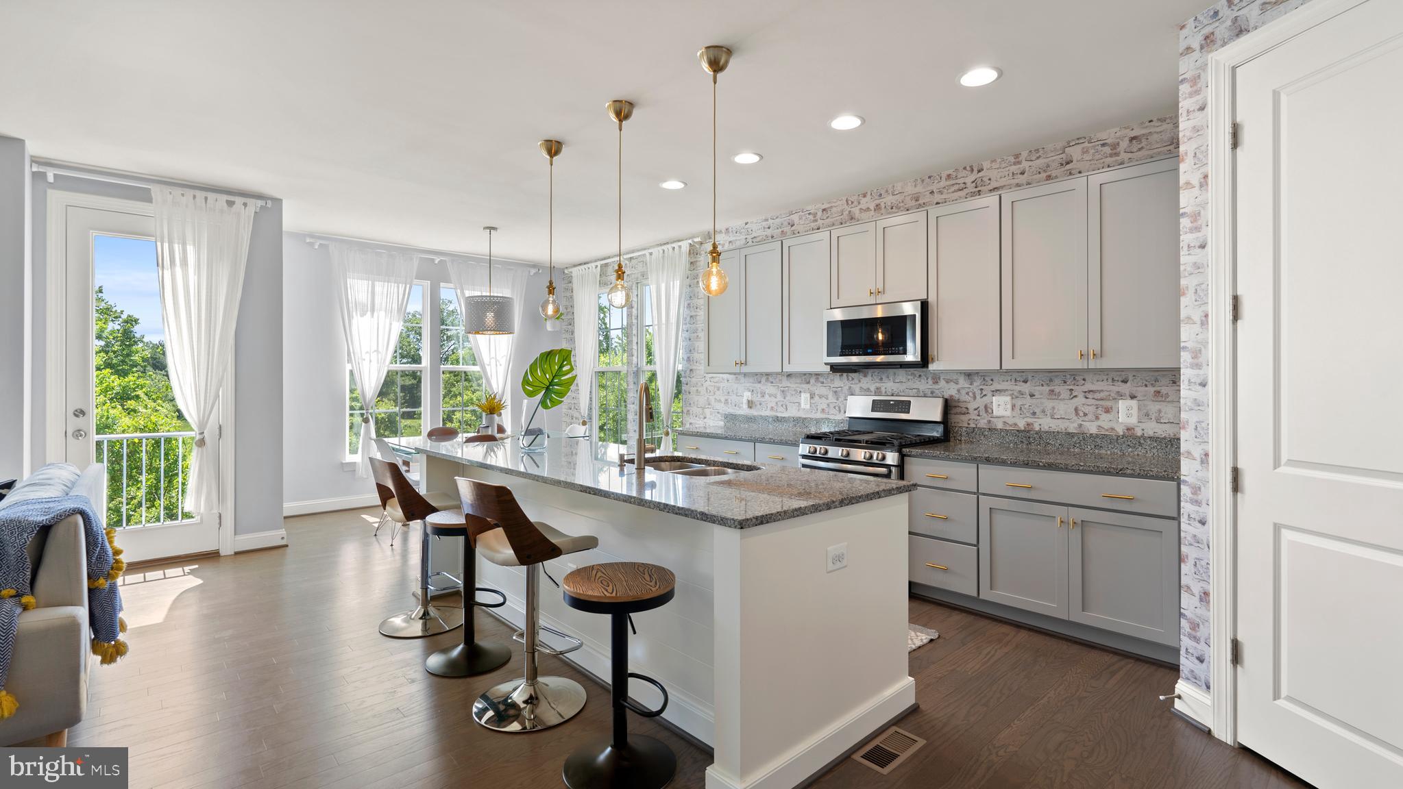 CAYDEN RIDGE - Residential