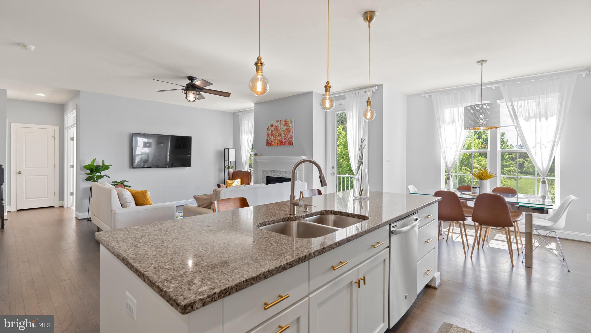 CAYDEN RIDGE - Residential