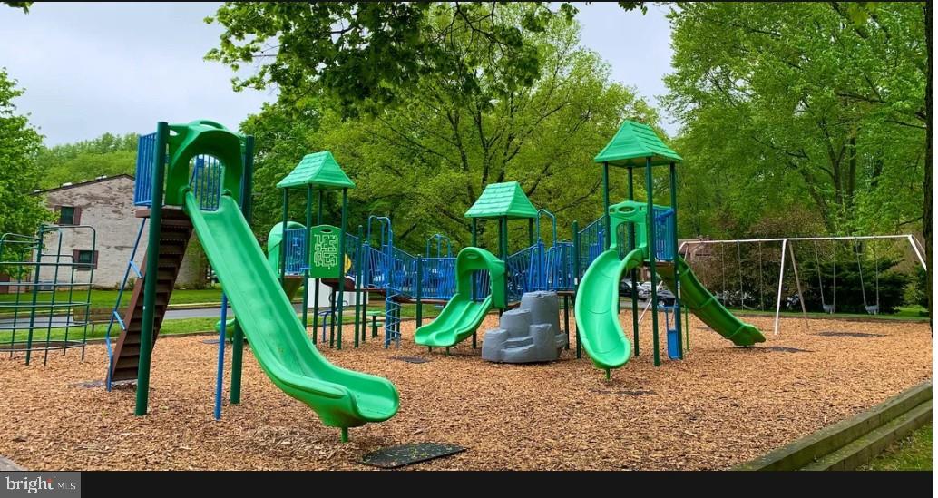 VALLEYBROOK - Residential