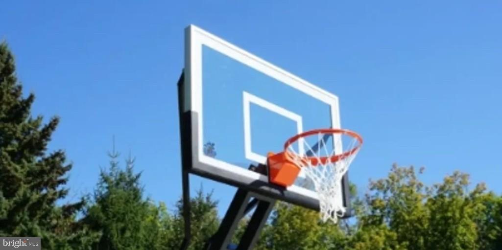 VALLEYBROOK - Residential