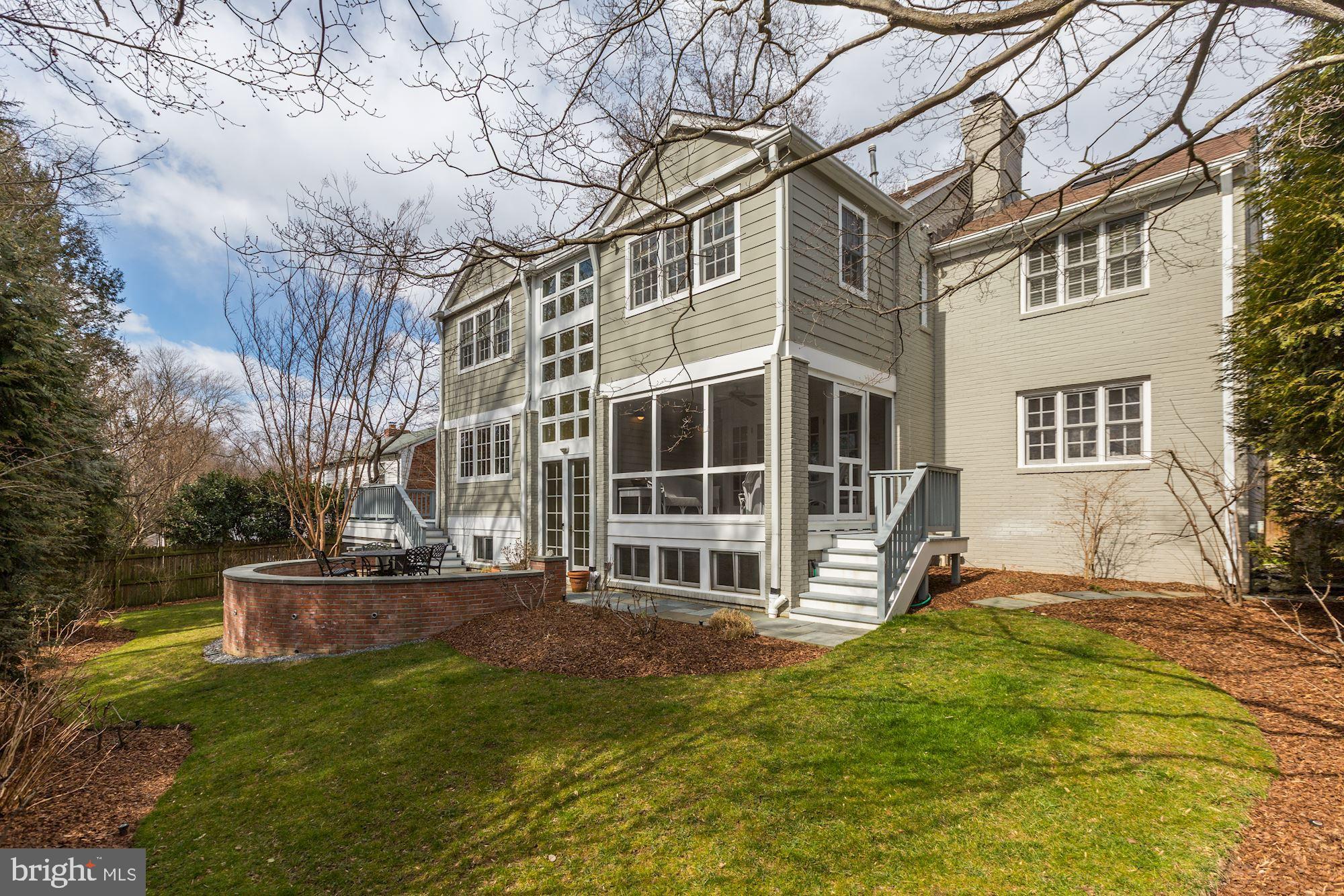 WESTMORELAND HILLS - Residential