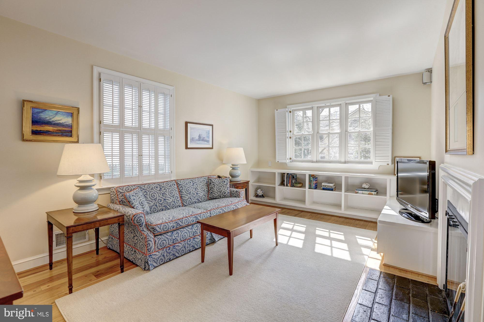 WESTMORELAND HILLS - Residential