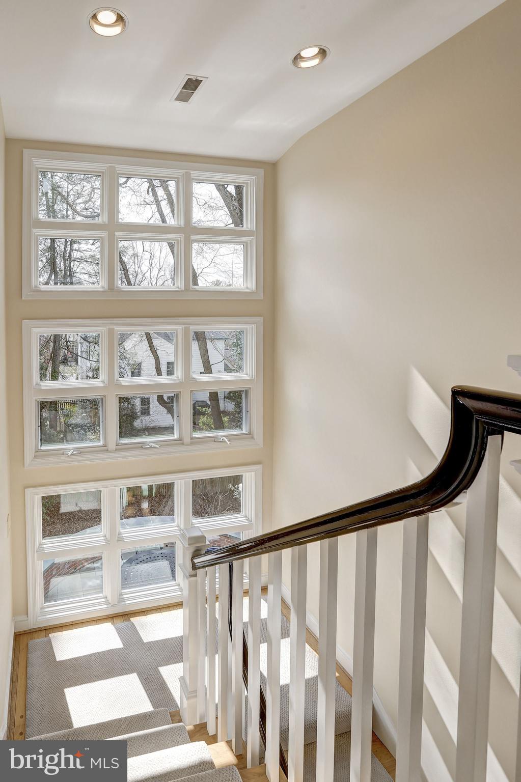 WESTMORELAND HILLS - Residential