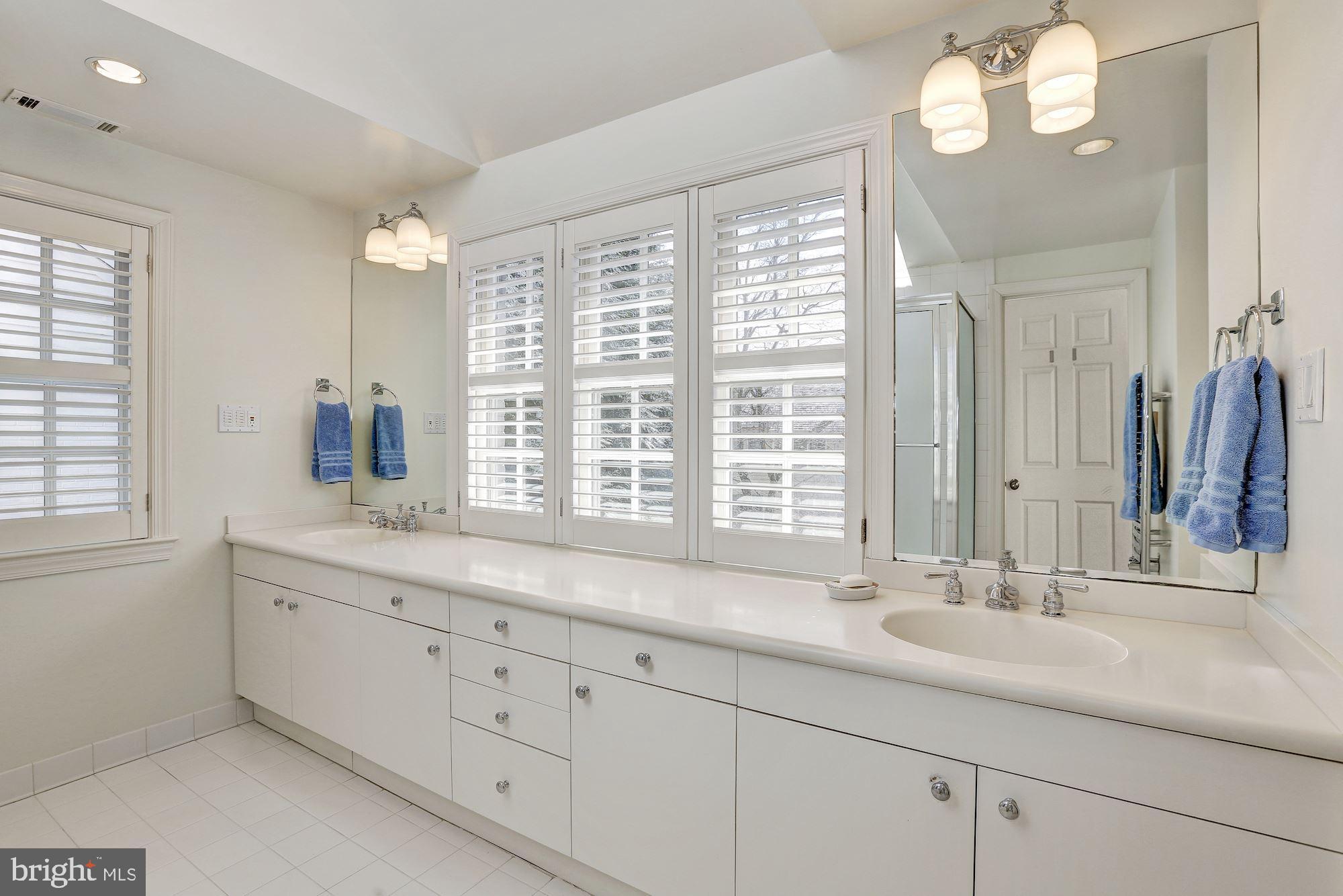 WESTMORELAND HILLS - Residential