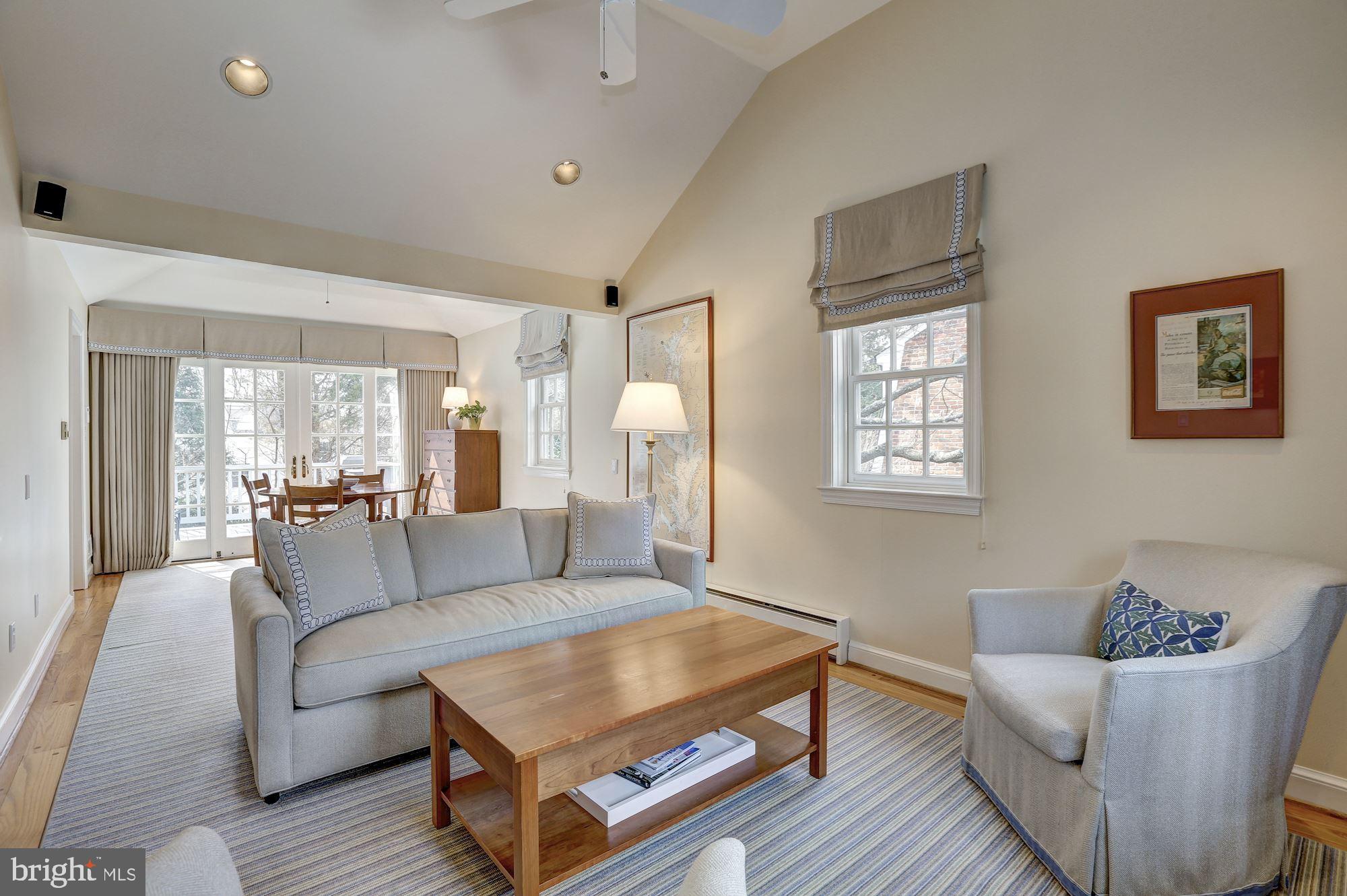 WESTMORELAND HILLS - Residential