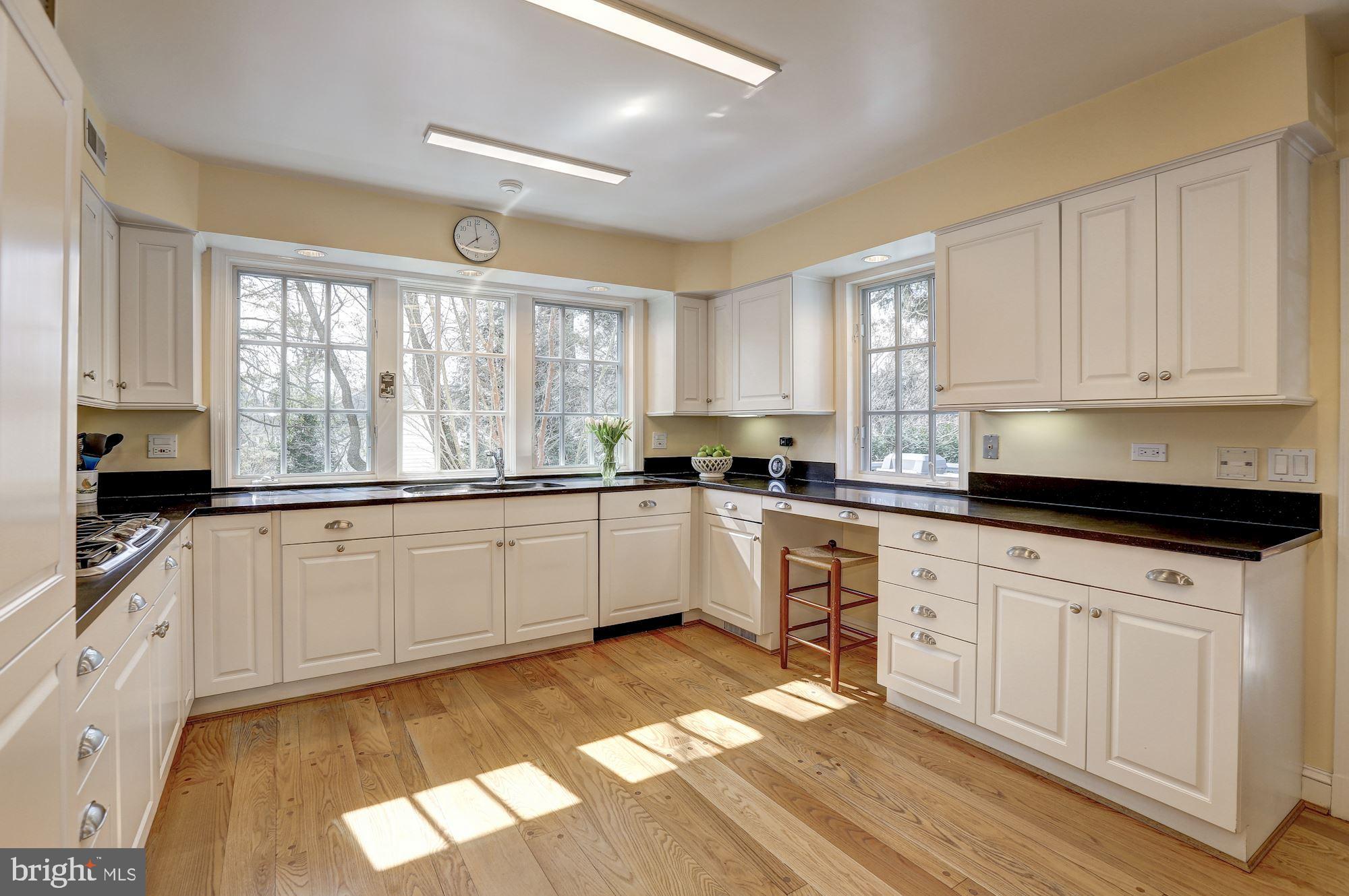 WESTMORELAND HILLS - Residential