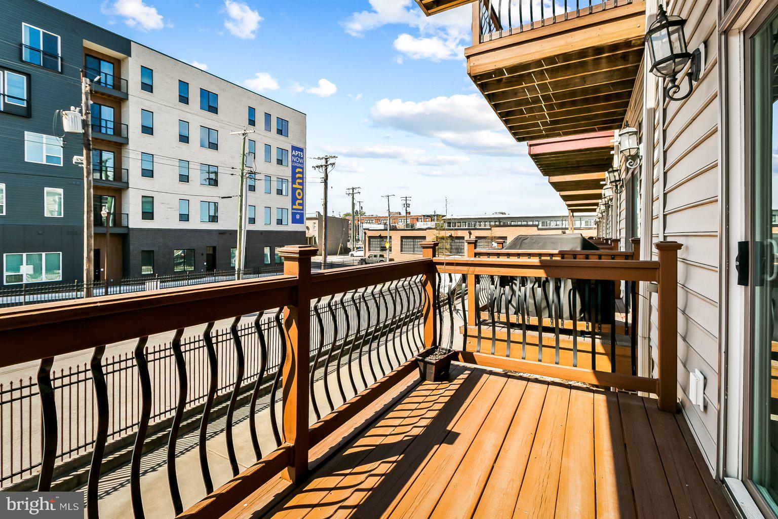 HIGHLANDTOWN - Residential