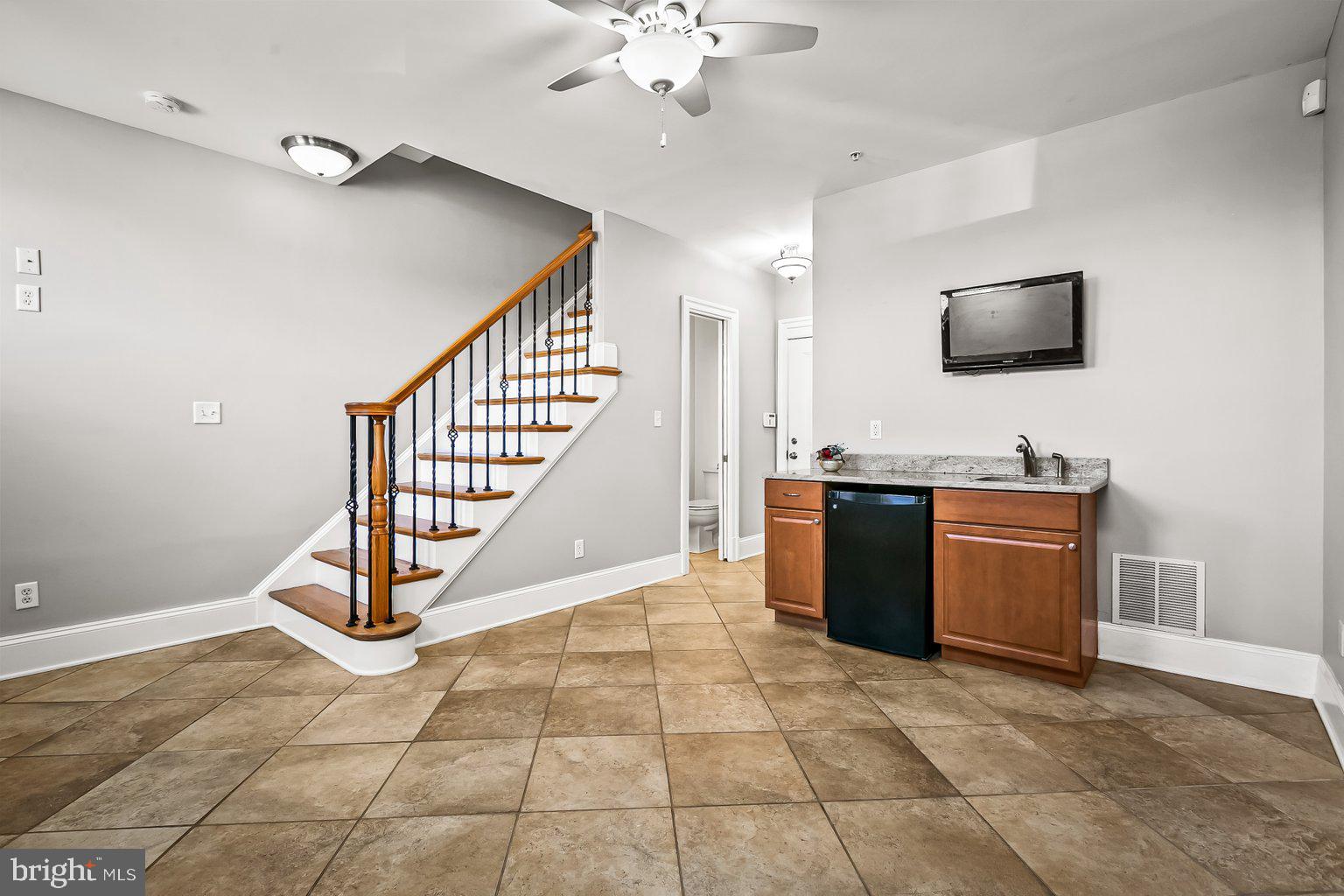 HIGHLANDTOWN - Residential