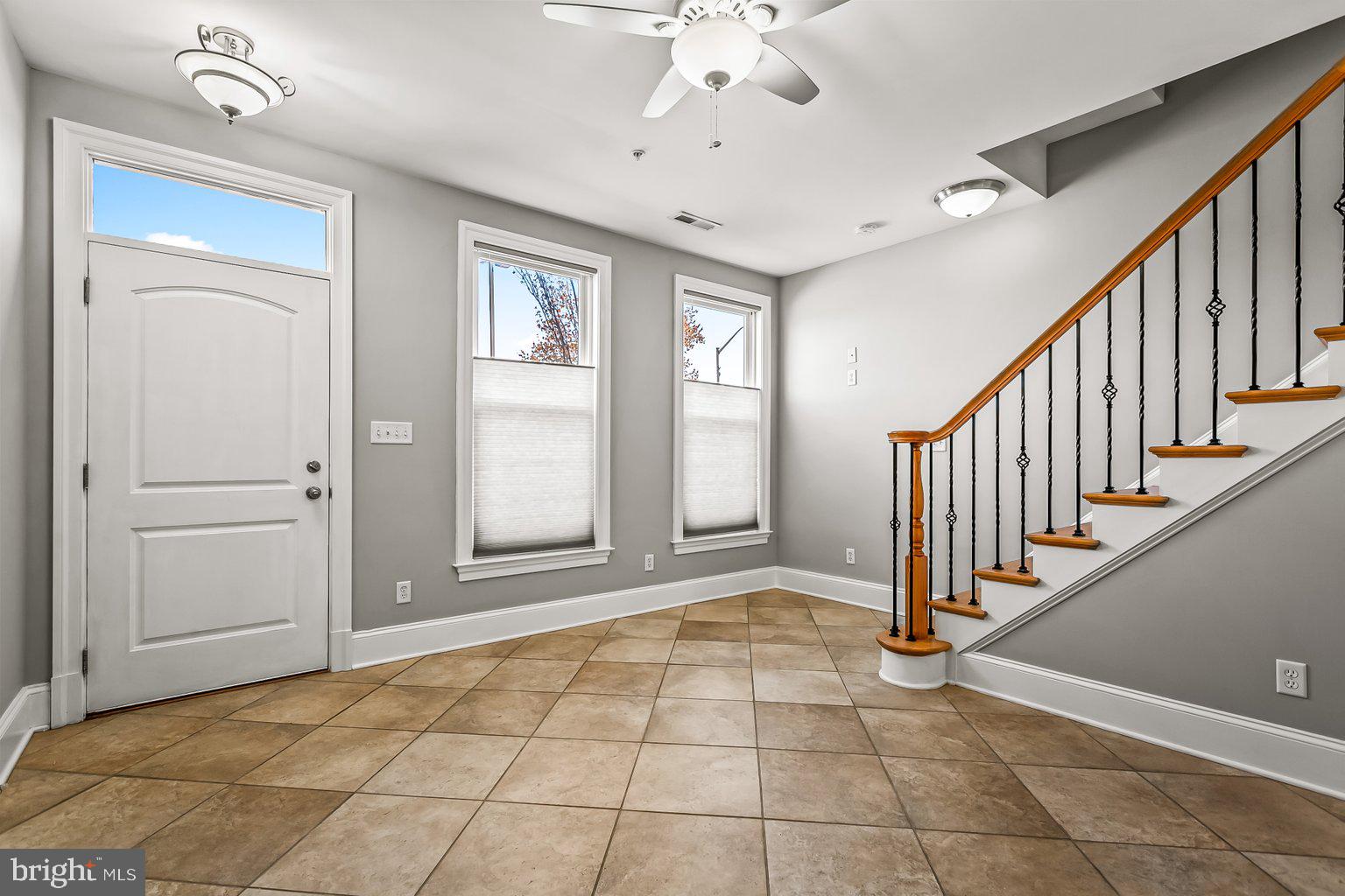 HIGHLANDTOWN - Residential