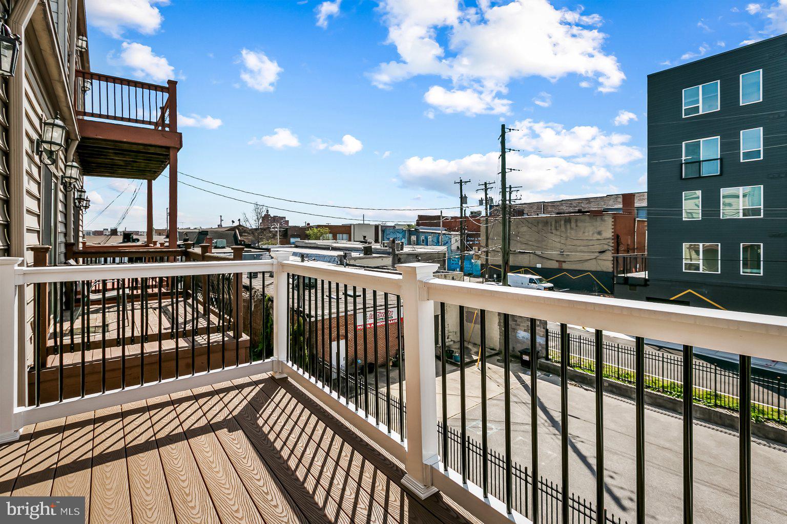 HIGHLANDTOWN - Residential