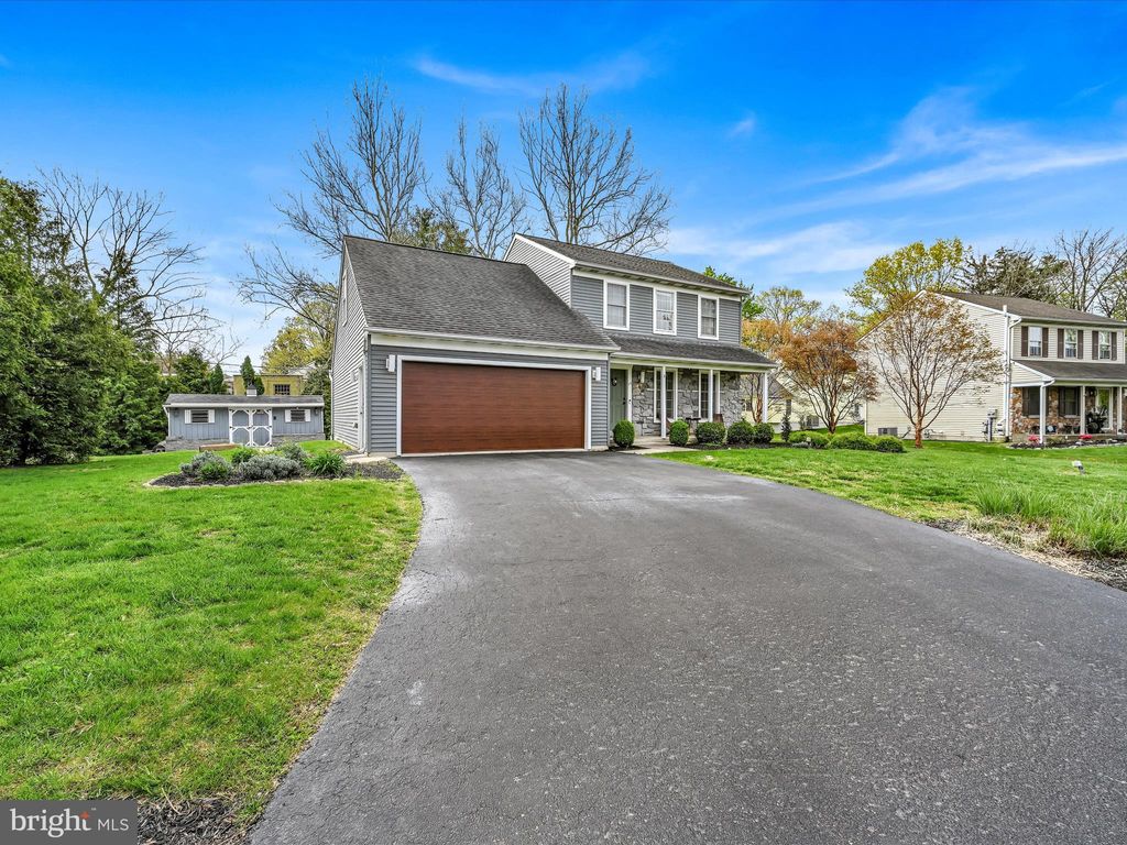 Photo of 20 E Grant Street, Lititz, PA 17543 (MLS # PALA2049774)