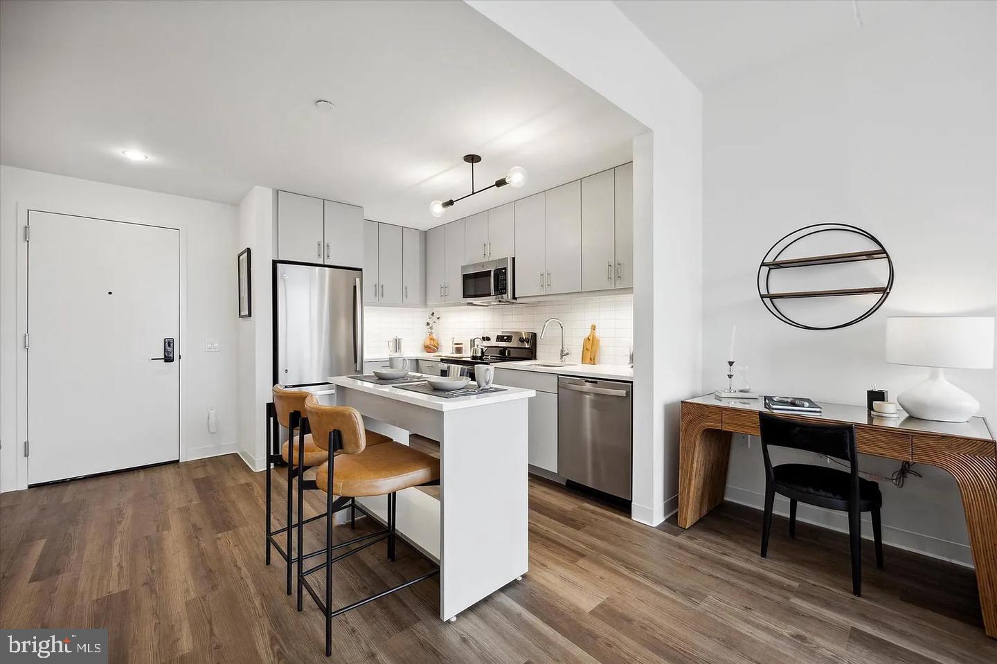 569 N 5TH STREET 418