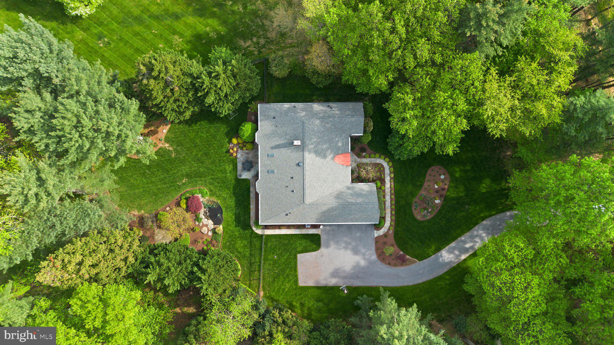 16216 WHITEHAVEN ROAD