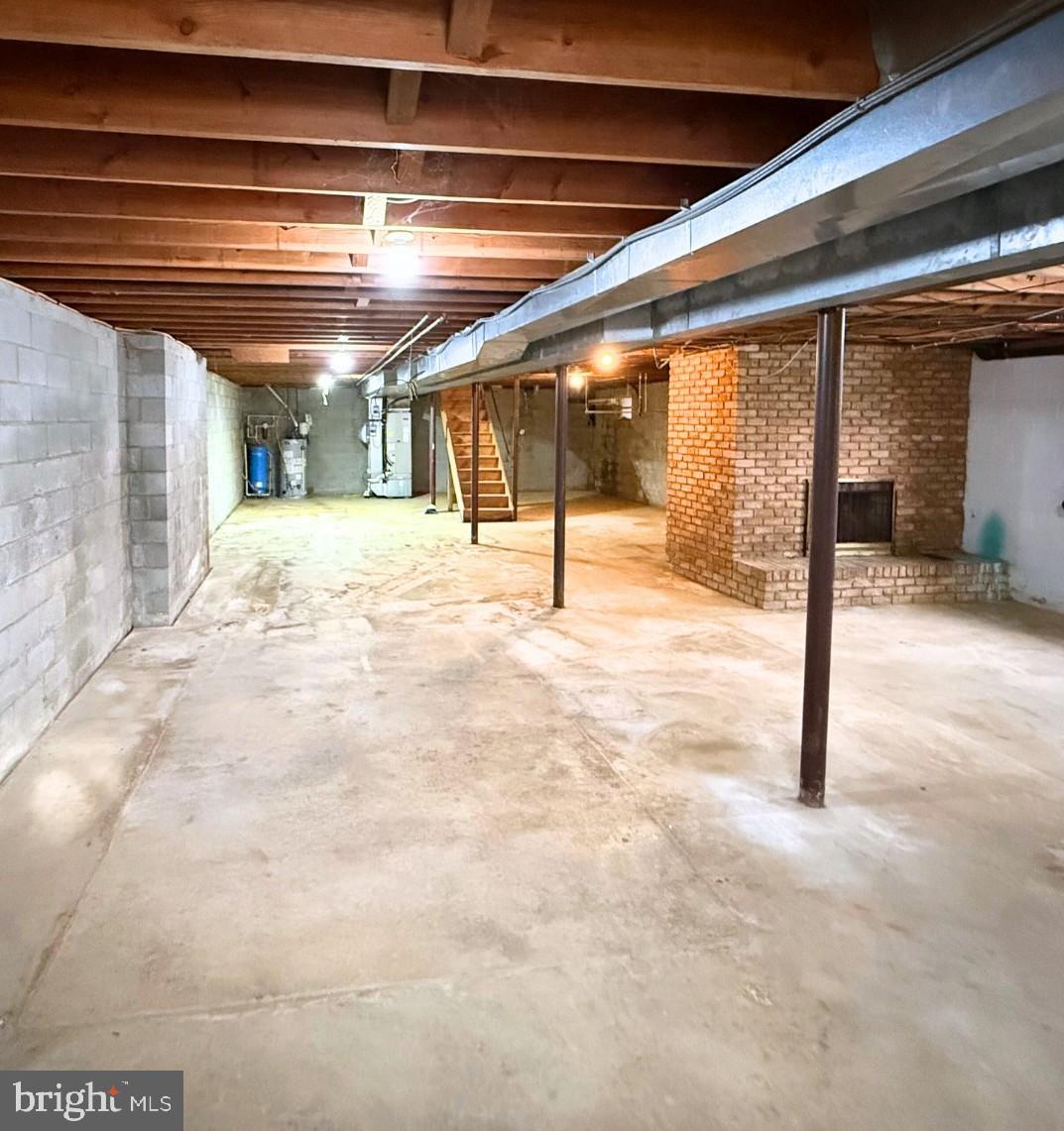 HUNTINGTON - Residential