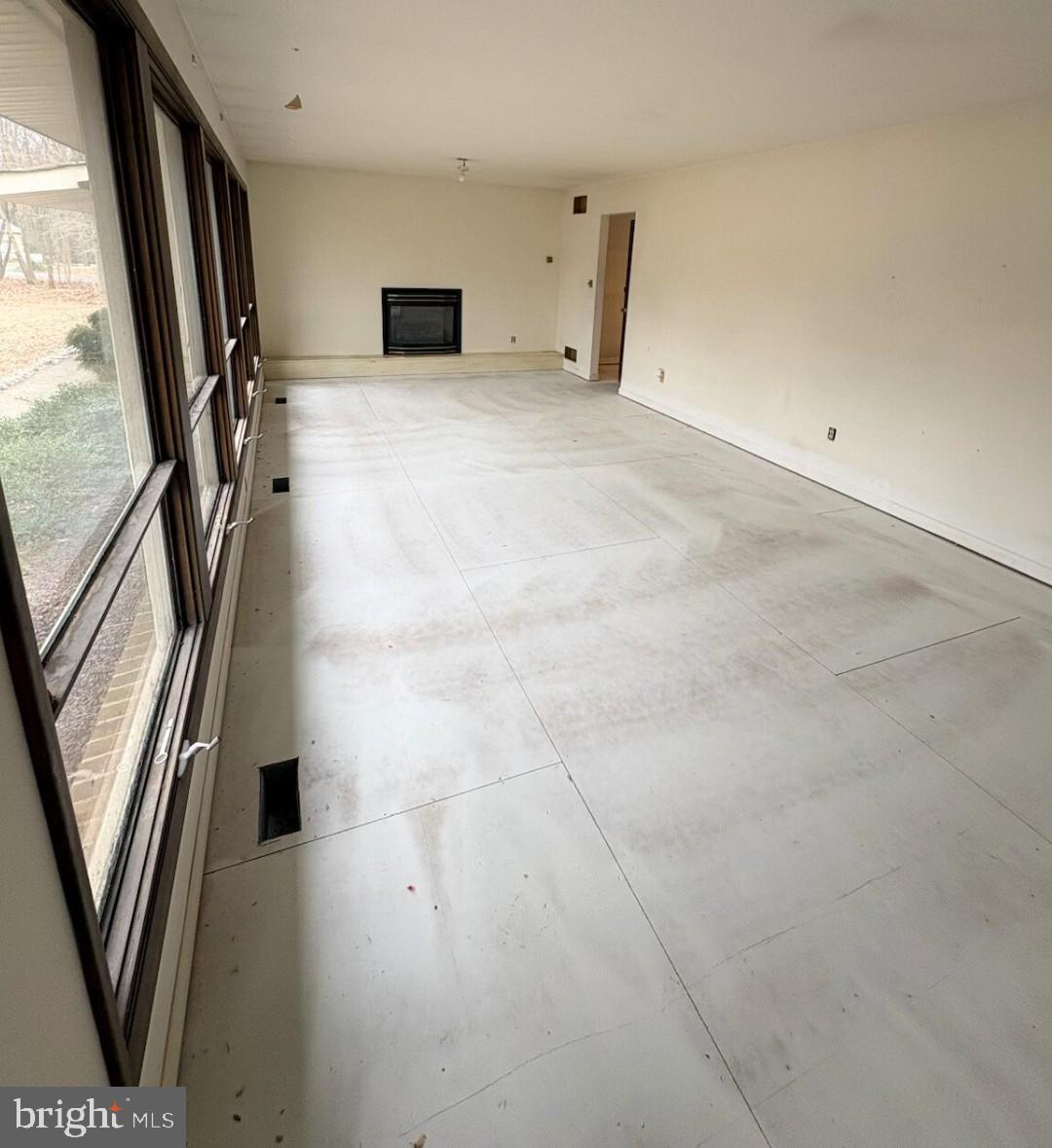 HUNTINGTON - Residential