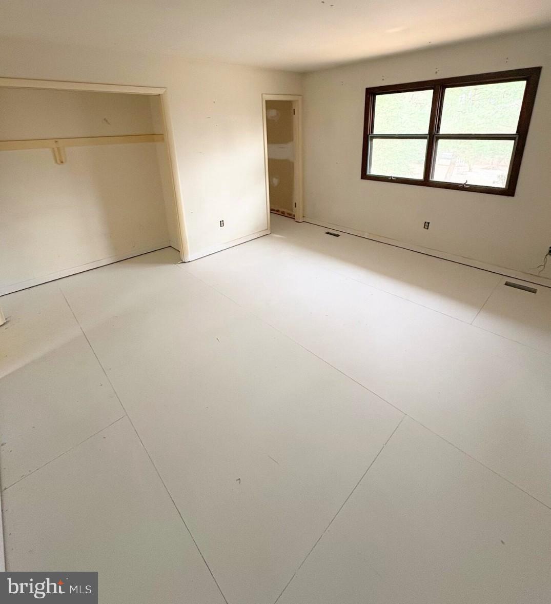 HUNTINGTON - Residential