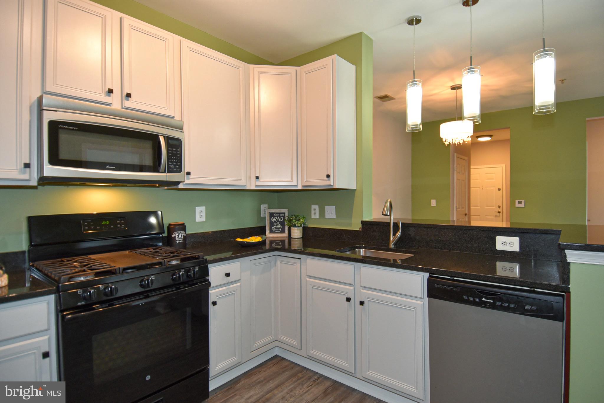 THE ADDISON AT ST PAUL - Residential