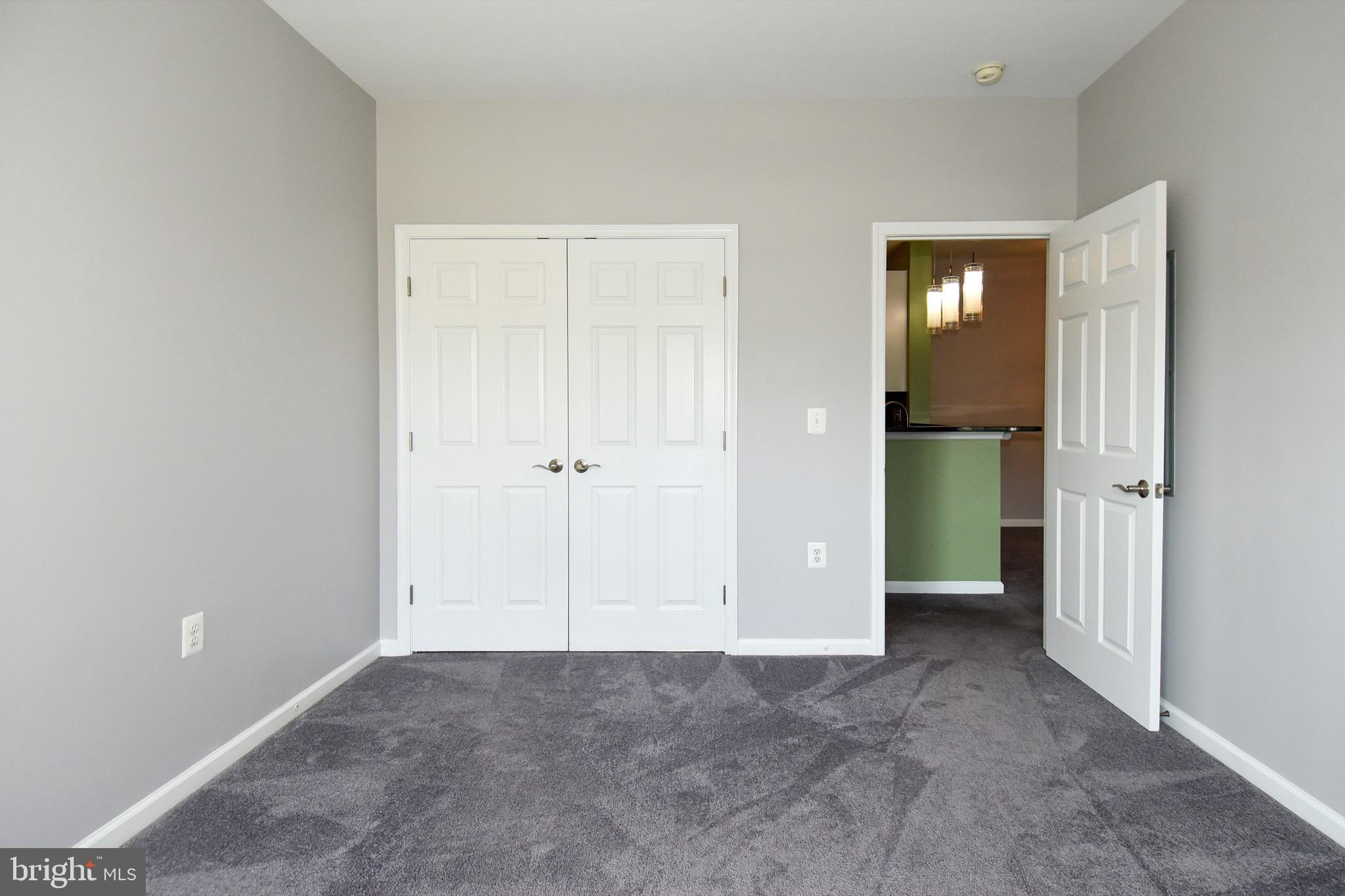 THE ADDISON AT ST PAUL - Residential