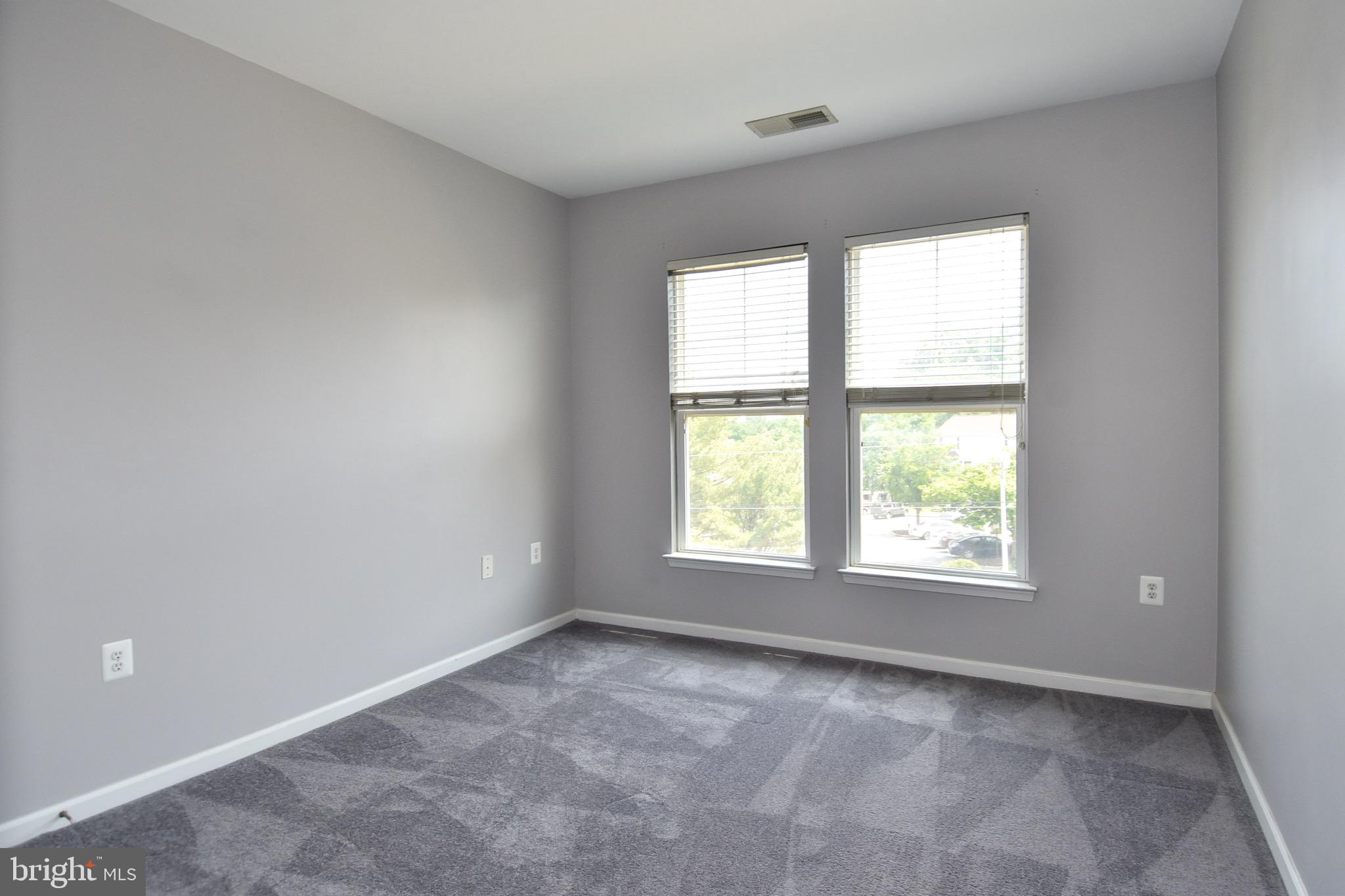 THE ADDISON AT ST PAUL - Residential