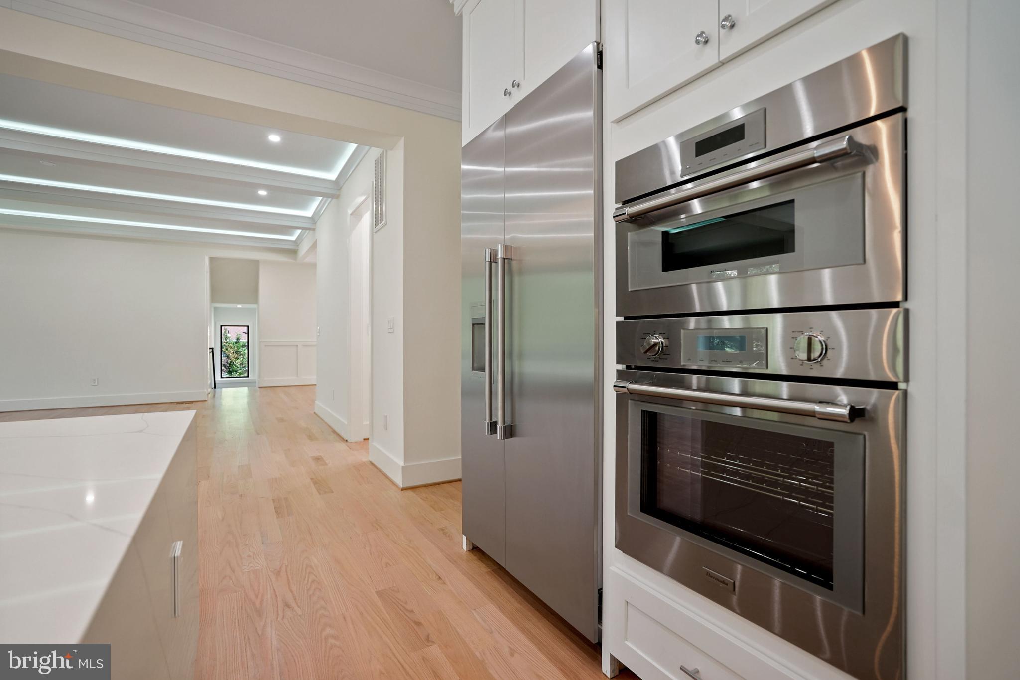 WESTBRIAR COUNTRY CLUB ESTATES - Residential