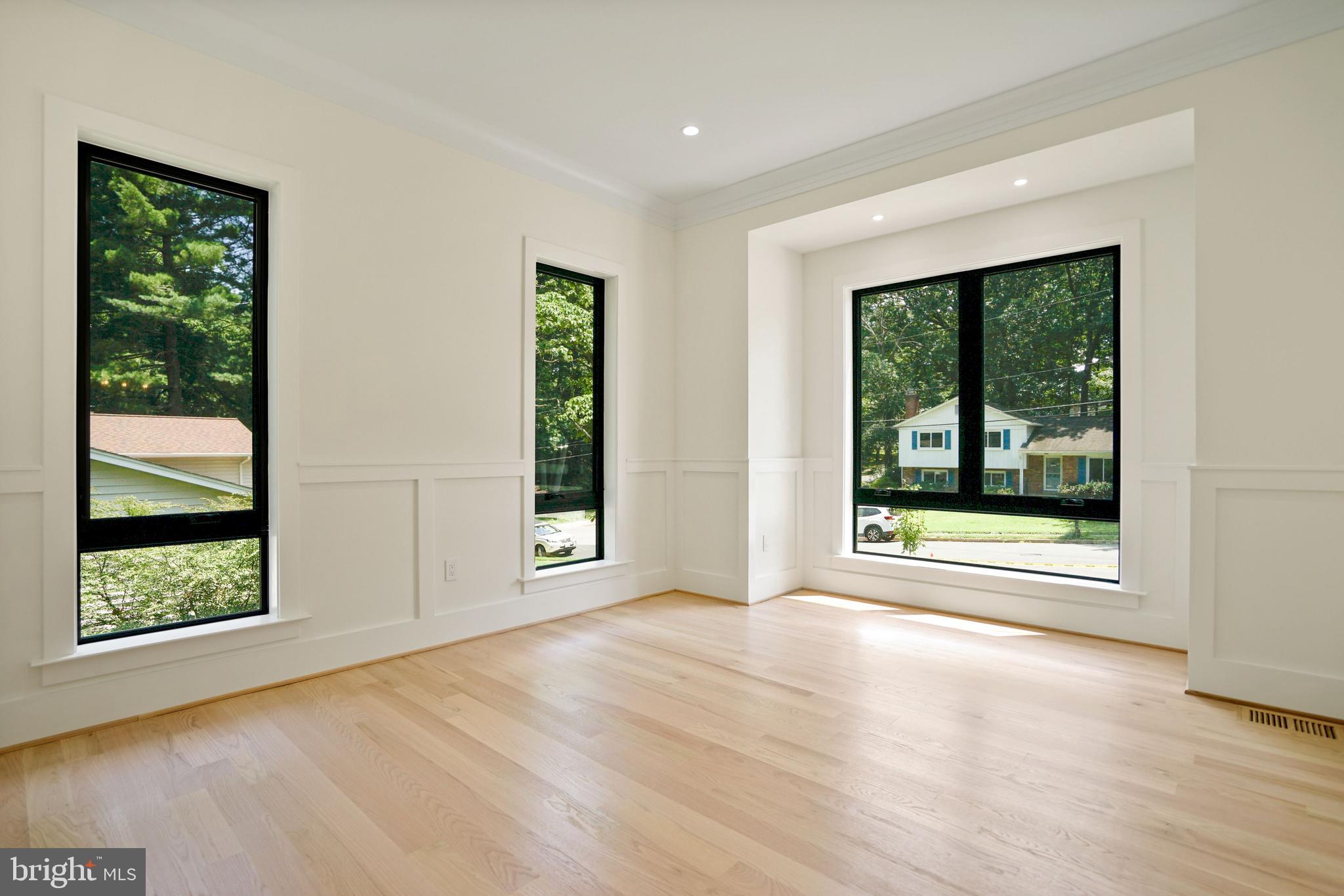 WESTBRIAR COUNTRY CLUB ESTATES - Residential