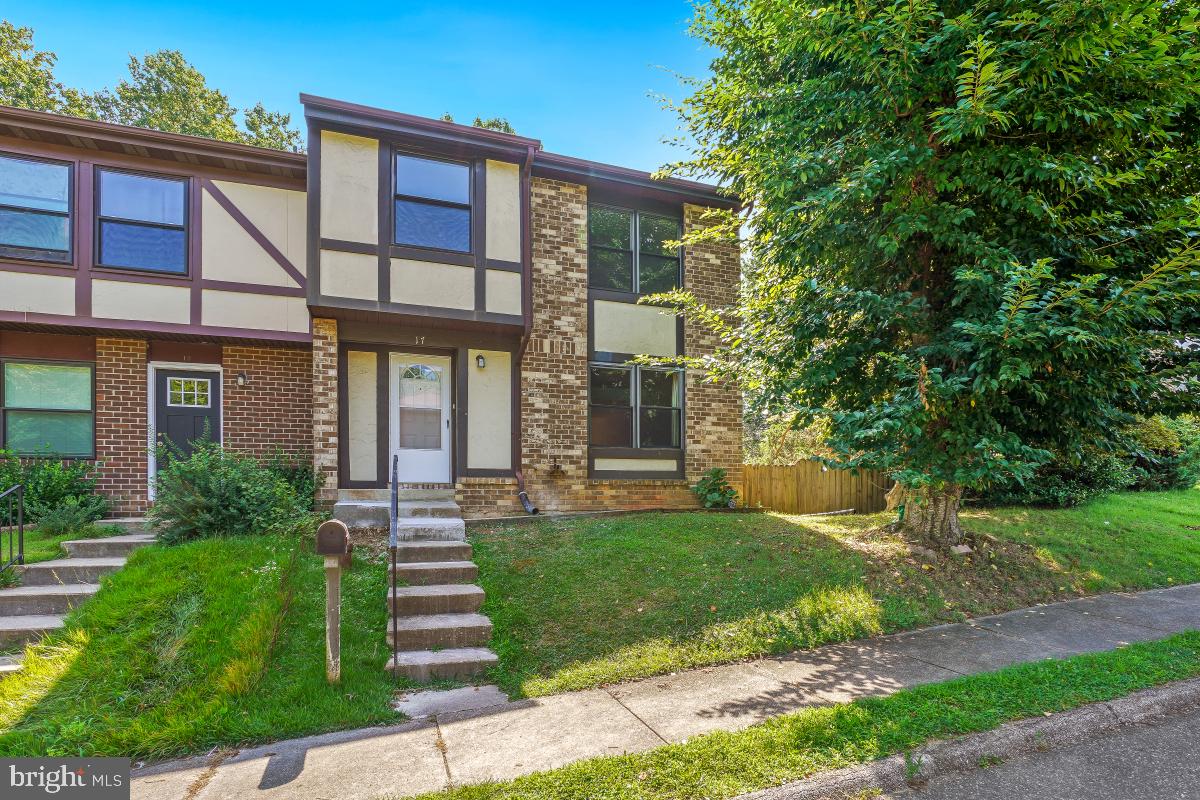 Rarely-Found spacious townhouse with 4 bedrooms and 2 full bathrooms on the upper level****The 3rd full bathroom at the lower level for the extra convenience****Fresh Paint for the whole house****New Luxury Laminated Plank Flooring****Kitchen w/ 42"maple cabinets, "stone" counter top, ceramic back splash, kitchen walks out to 27x14 deck****New Electric Range/Stove 2025****New Dryer 2024****New Water-Heater 2024****12 Months Lease required****Credit Score 700 or above****Monthly Income Minimum 3 times the Rent****Pets-case by case/Pets Rent****One Month Security Deposit****$50 Repair Deductible****Tenant to purchase Renter's Insurance****Rent-Spree online application****