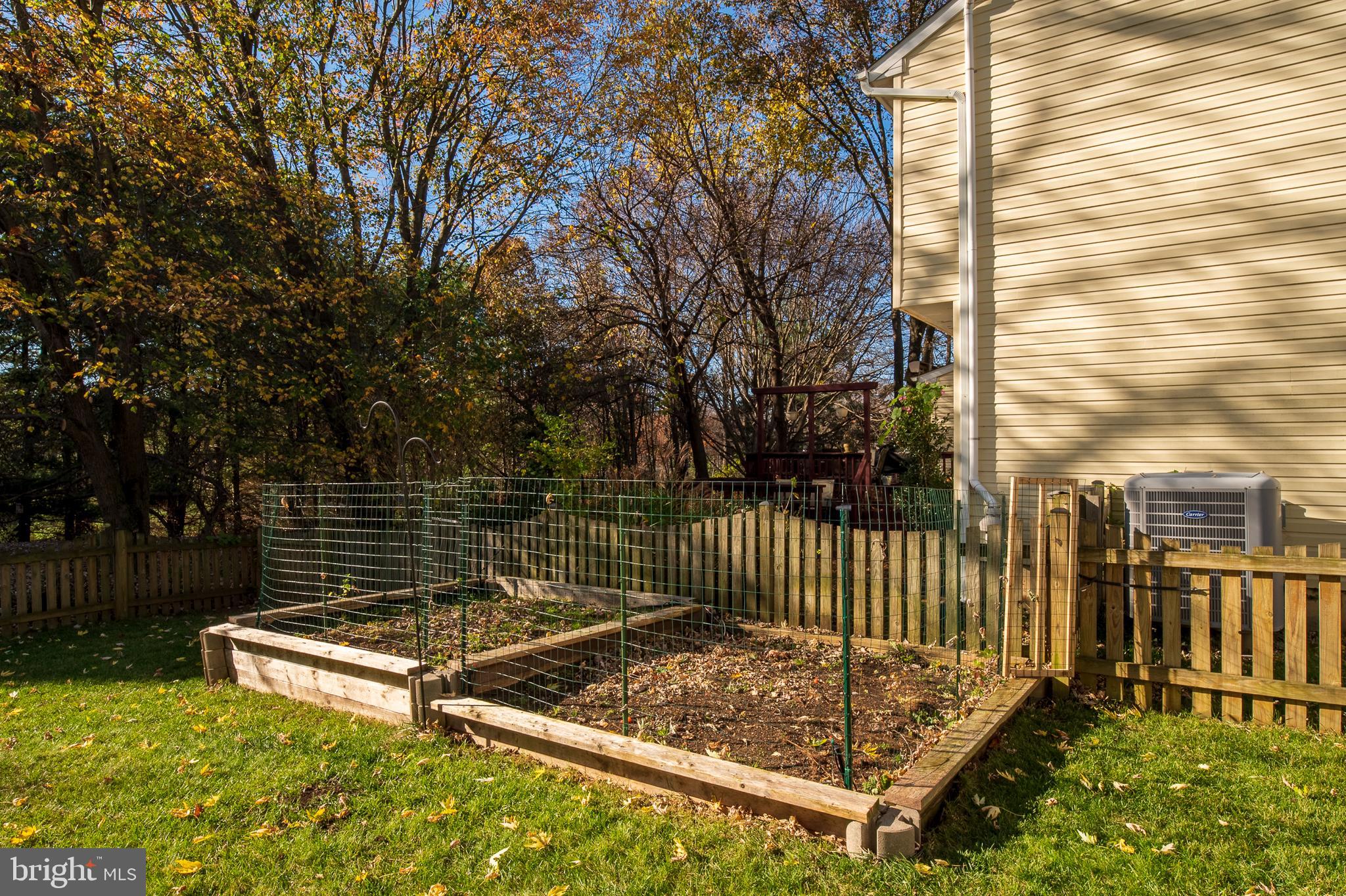 HUNTINGTON - Residential