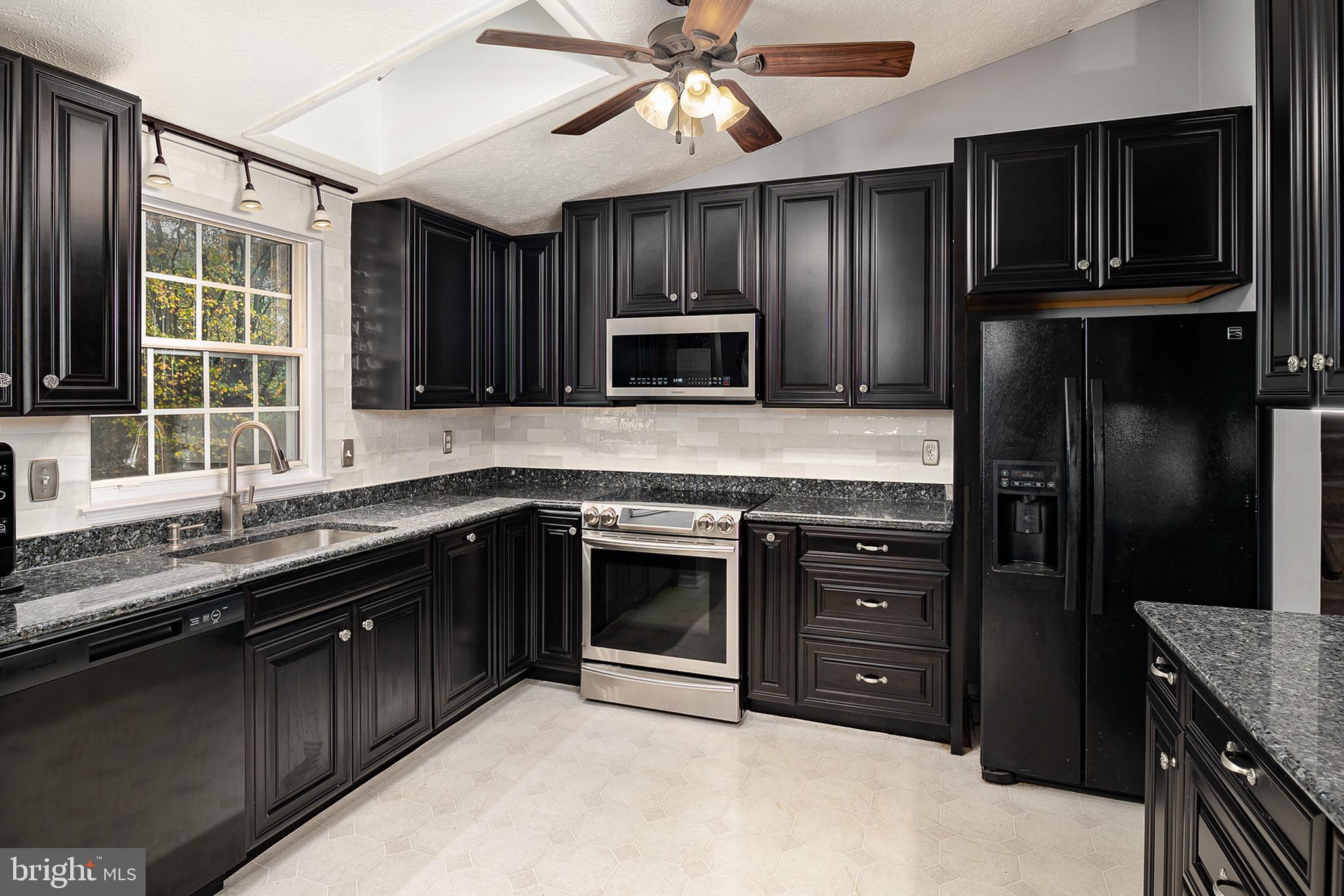 HUNTINGTON - Residential