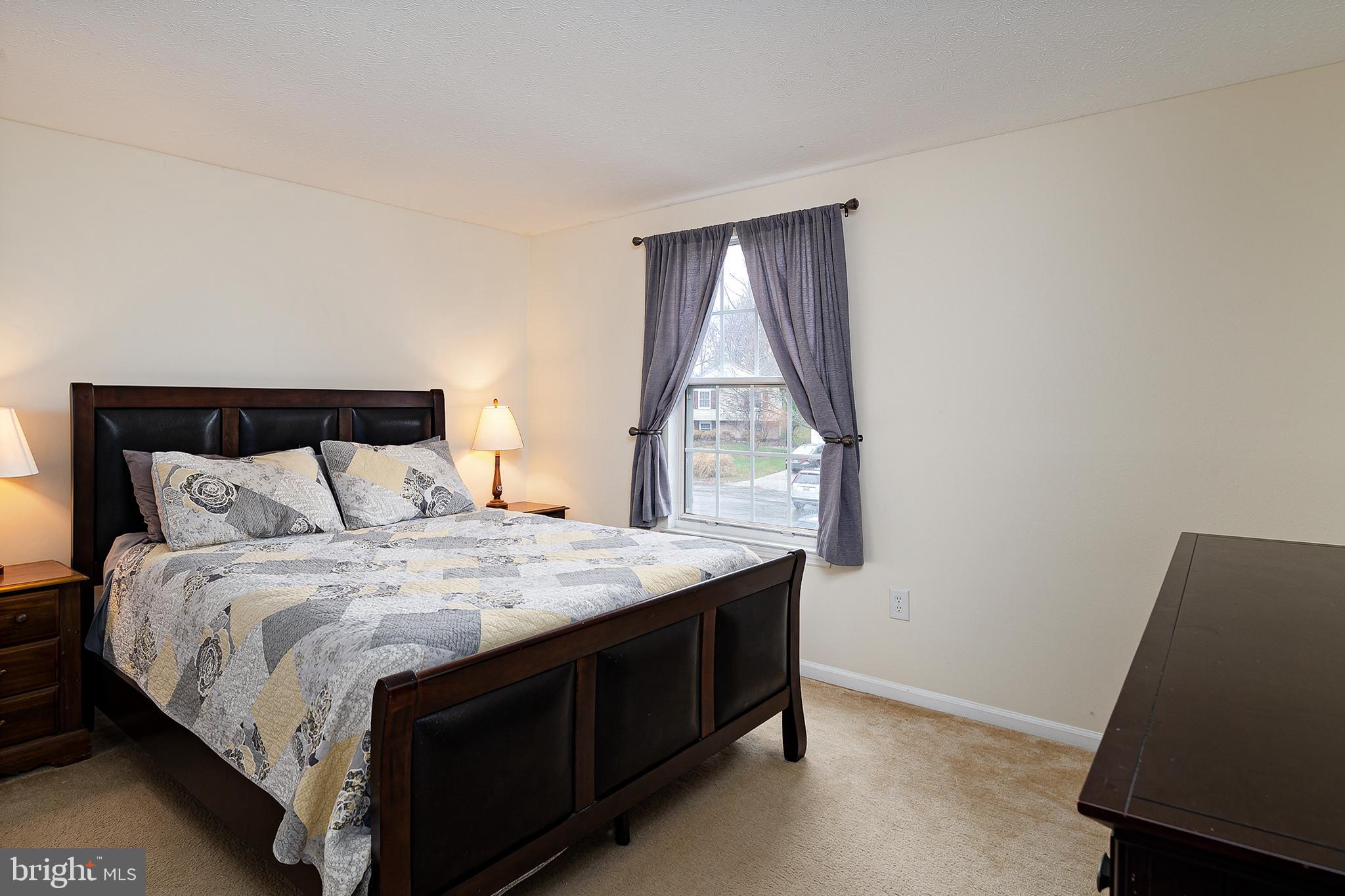 HUNTINGTON - Residential