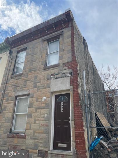 NORRIS SQUARE - Residential