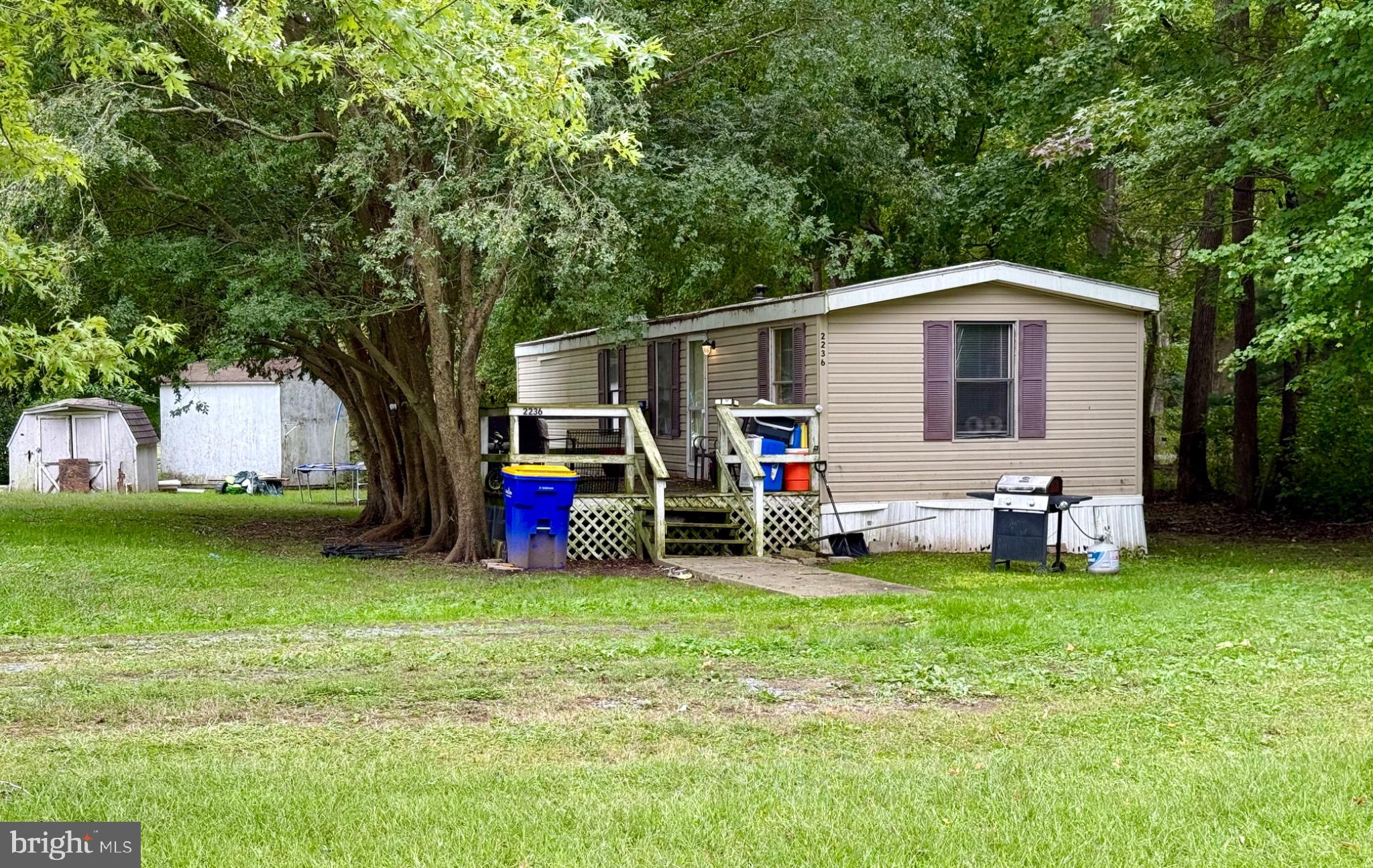 2236 THOMPSONVILLE ROAD