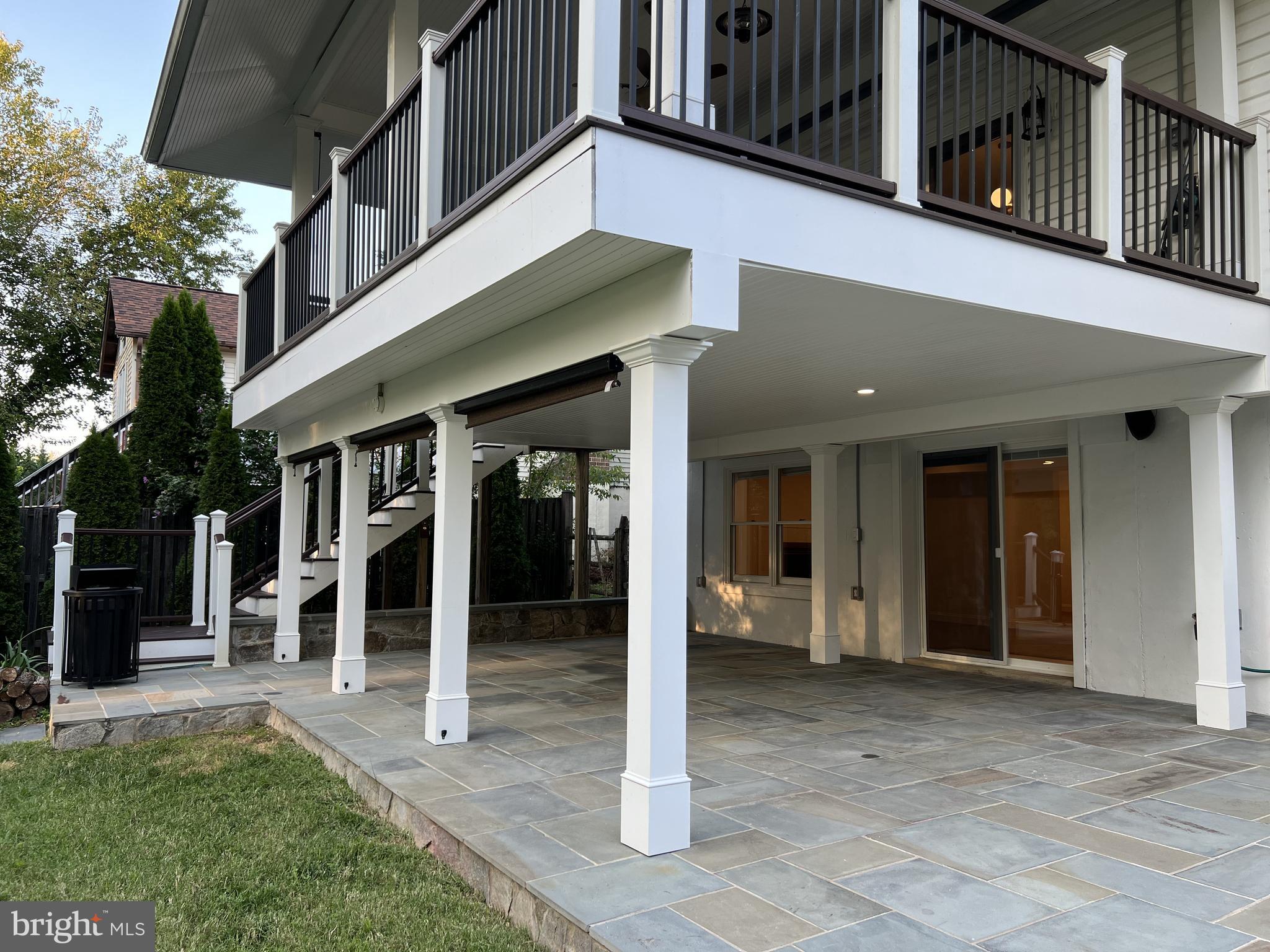 FLOWER HILL - Residential