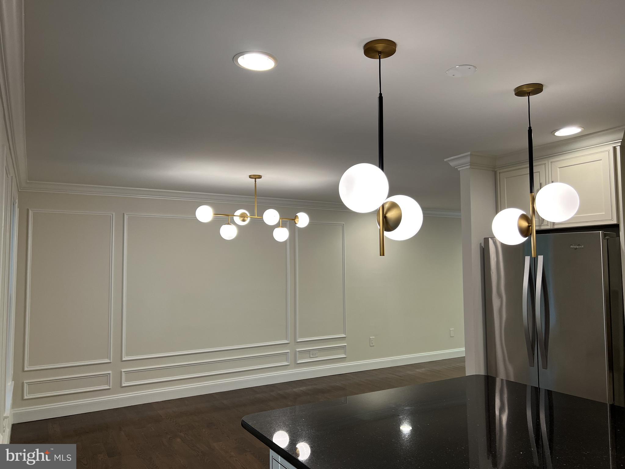 FLOWER HILL - Residential