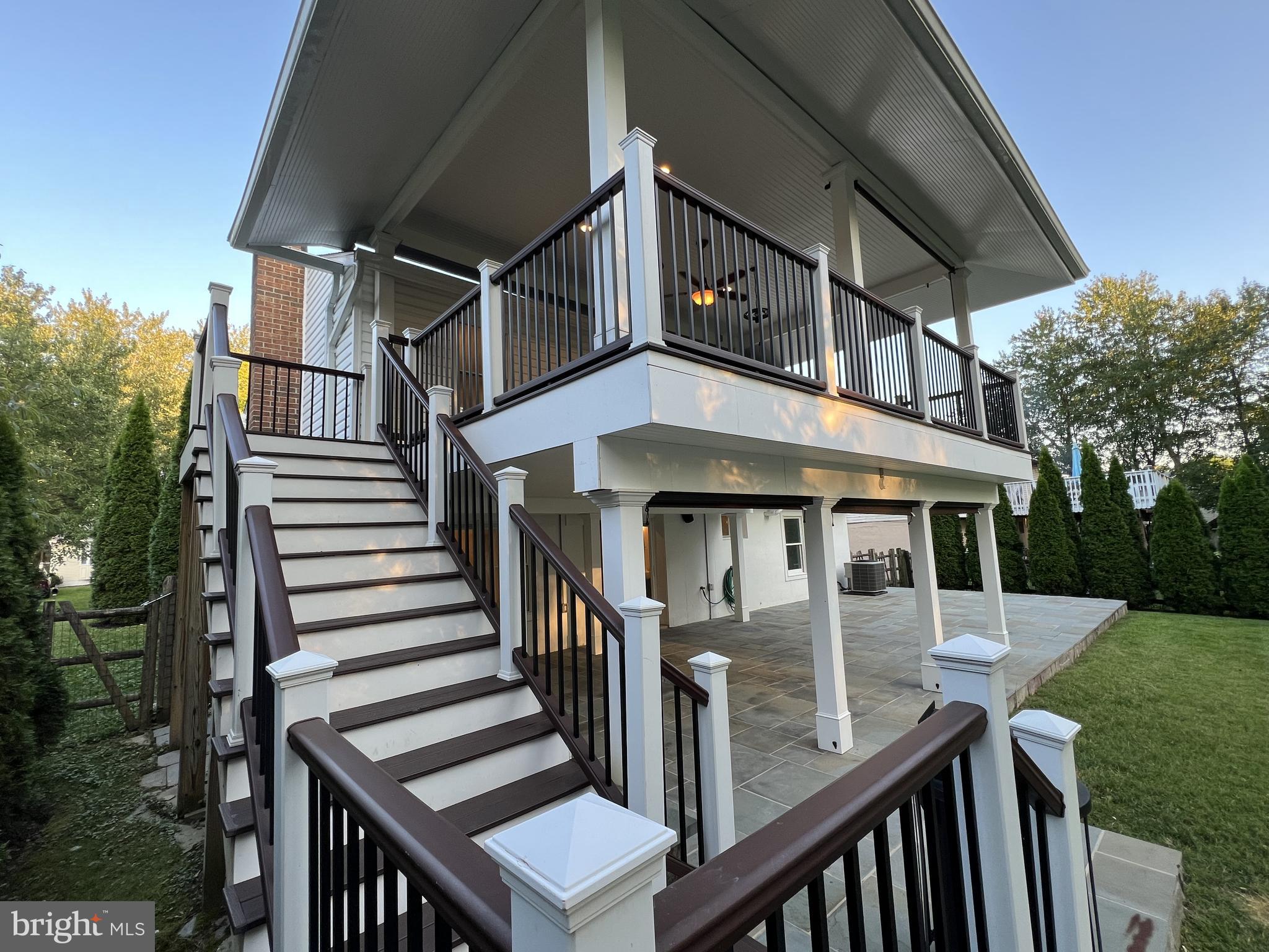 FLOWER HILL - Residential