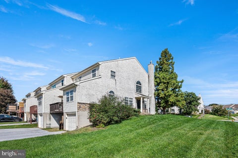 Townhouse For Sale - 302 Galway Drive<br/> WEST CHESTER, PA 19380