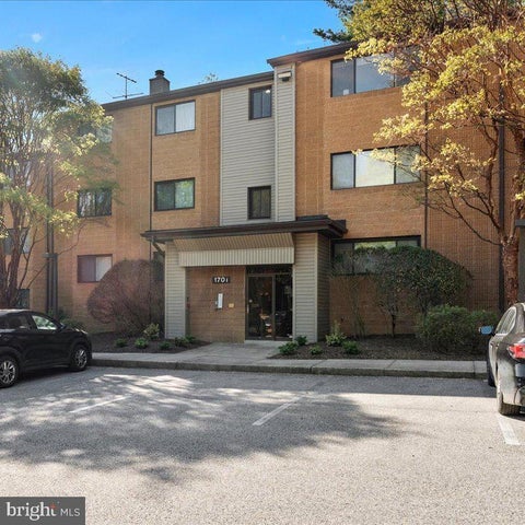 Condo For Rent - 1701 Mount Washington Court #D<br/> BALTIMORE, MD 21209