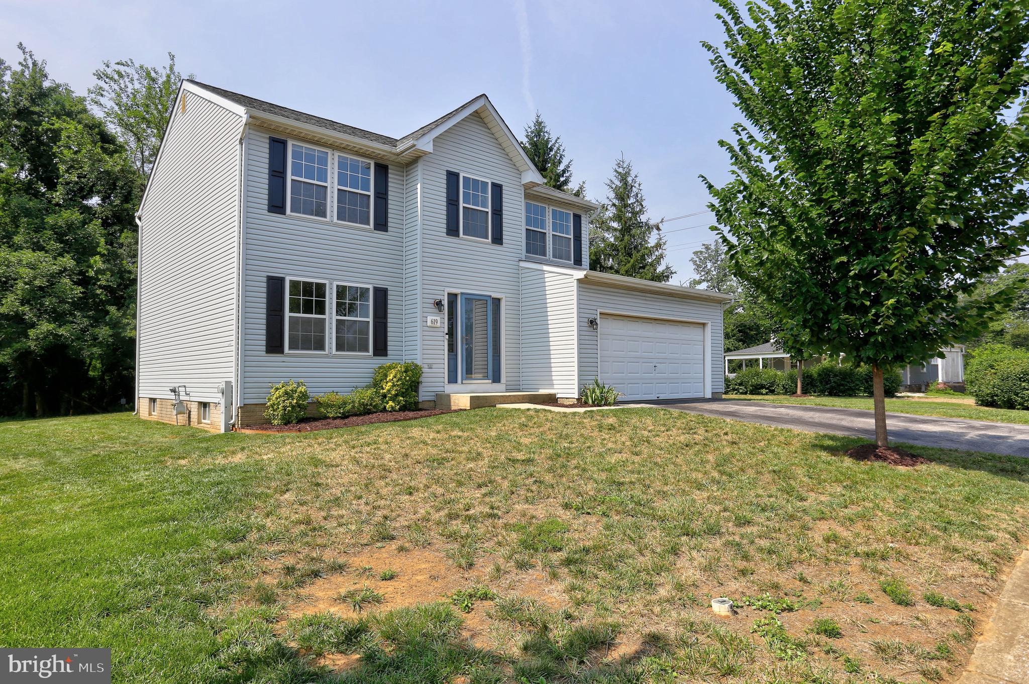 619 CINNAMON TREE COURT