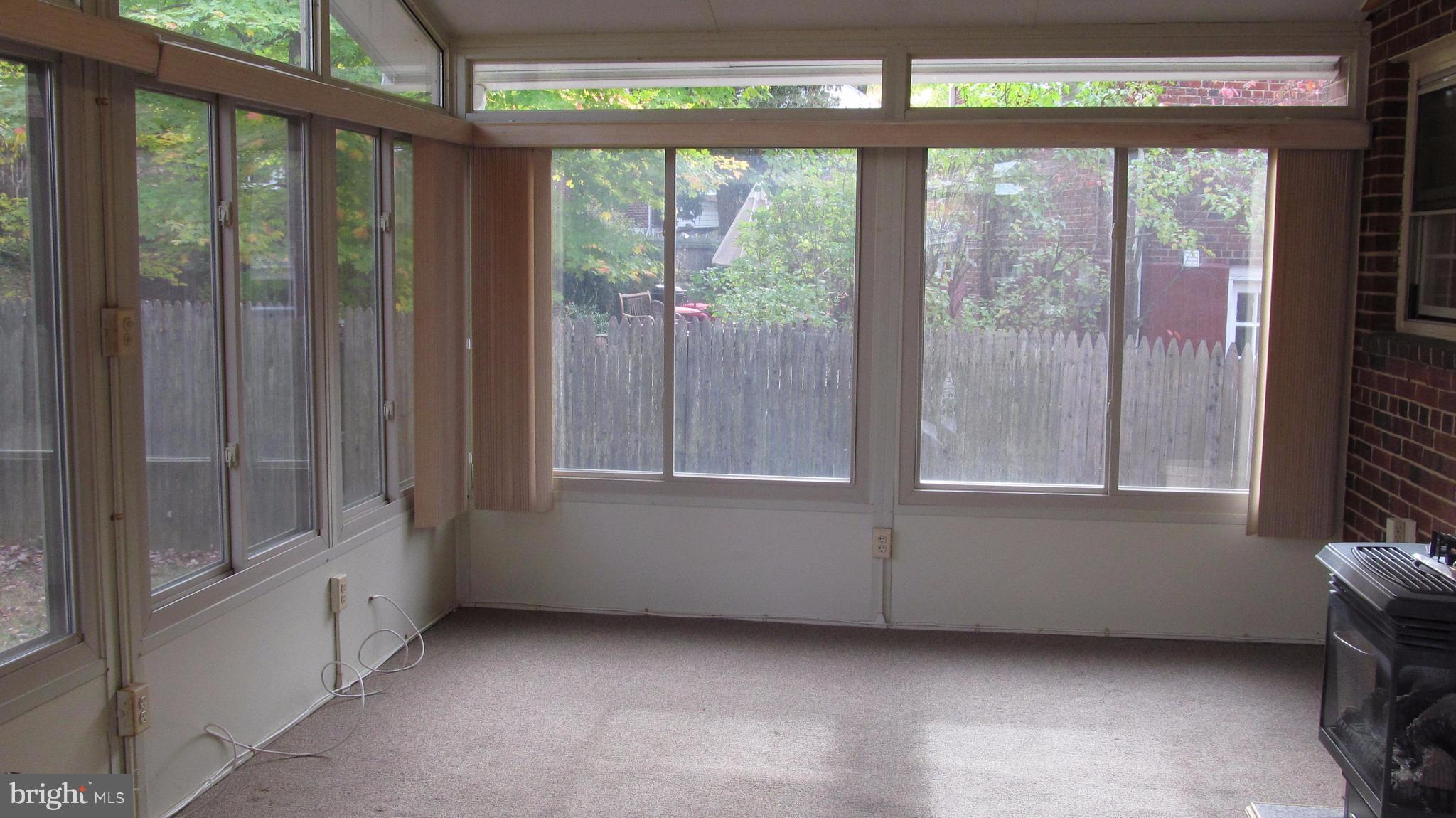 FRANKLIN PARK - Residential Lease